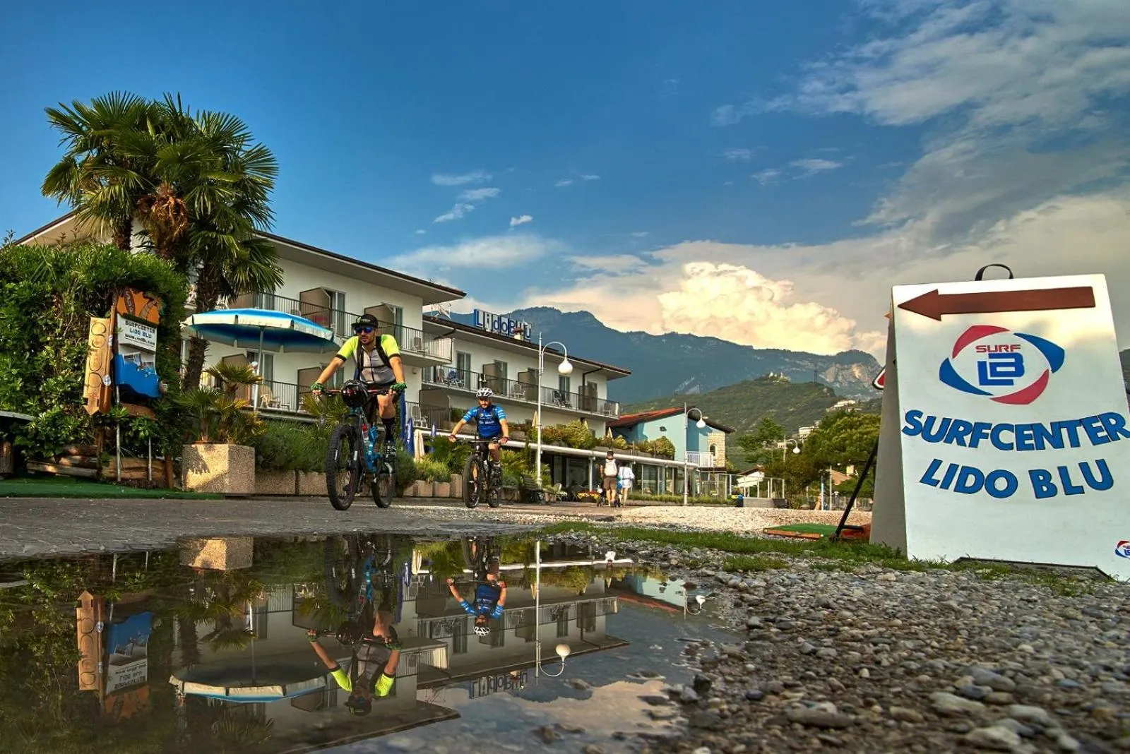 Property building in Hotel Lido Blu - Surf & Bike