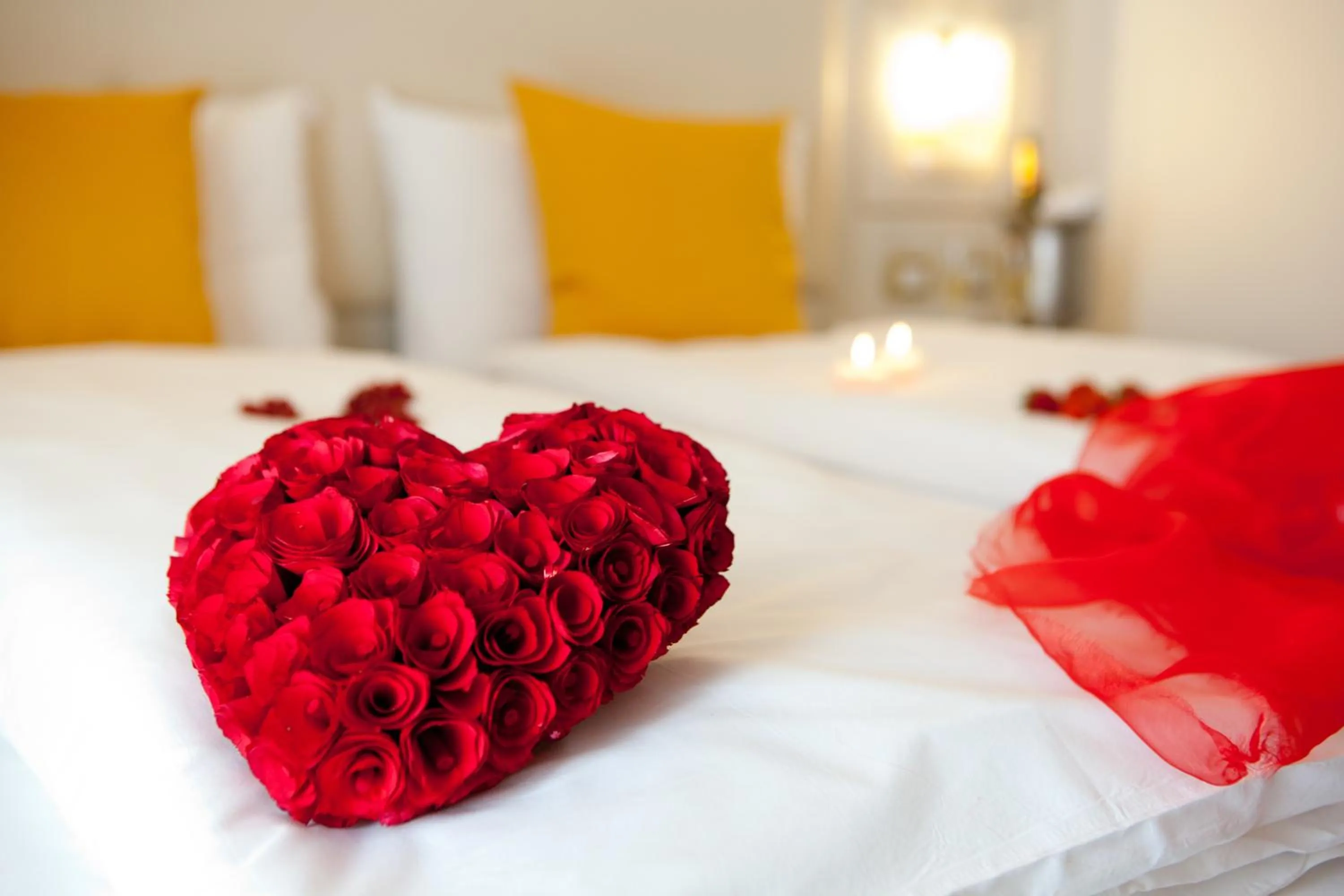 Decorative detail, Bed in Hotel Lido Blu - Surf & Bike