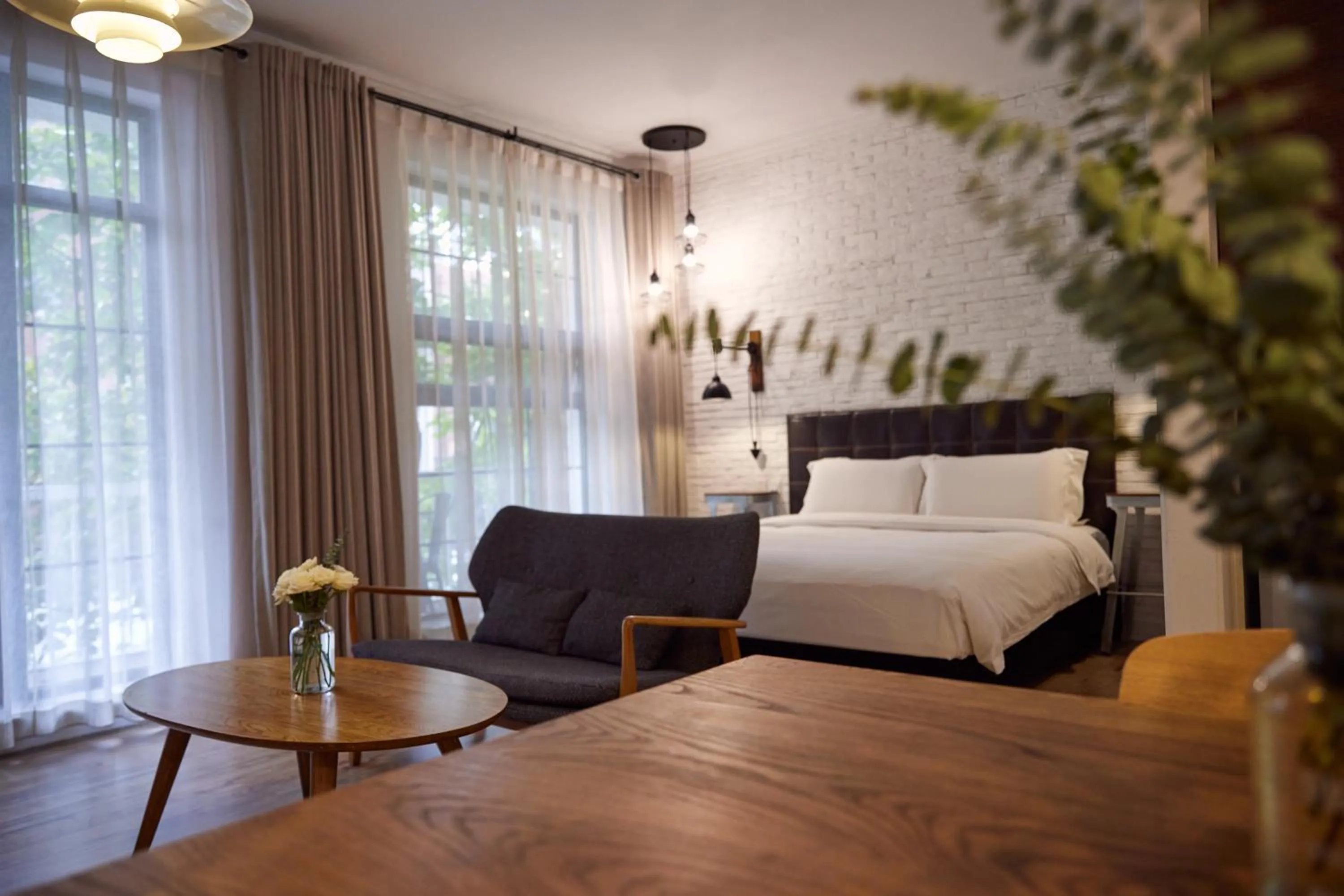 Living room, Bed in Yi Stack Hotel Beijing