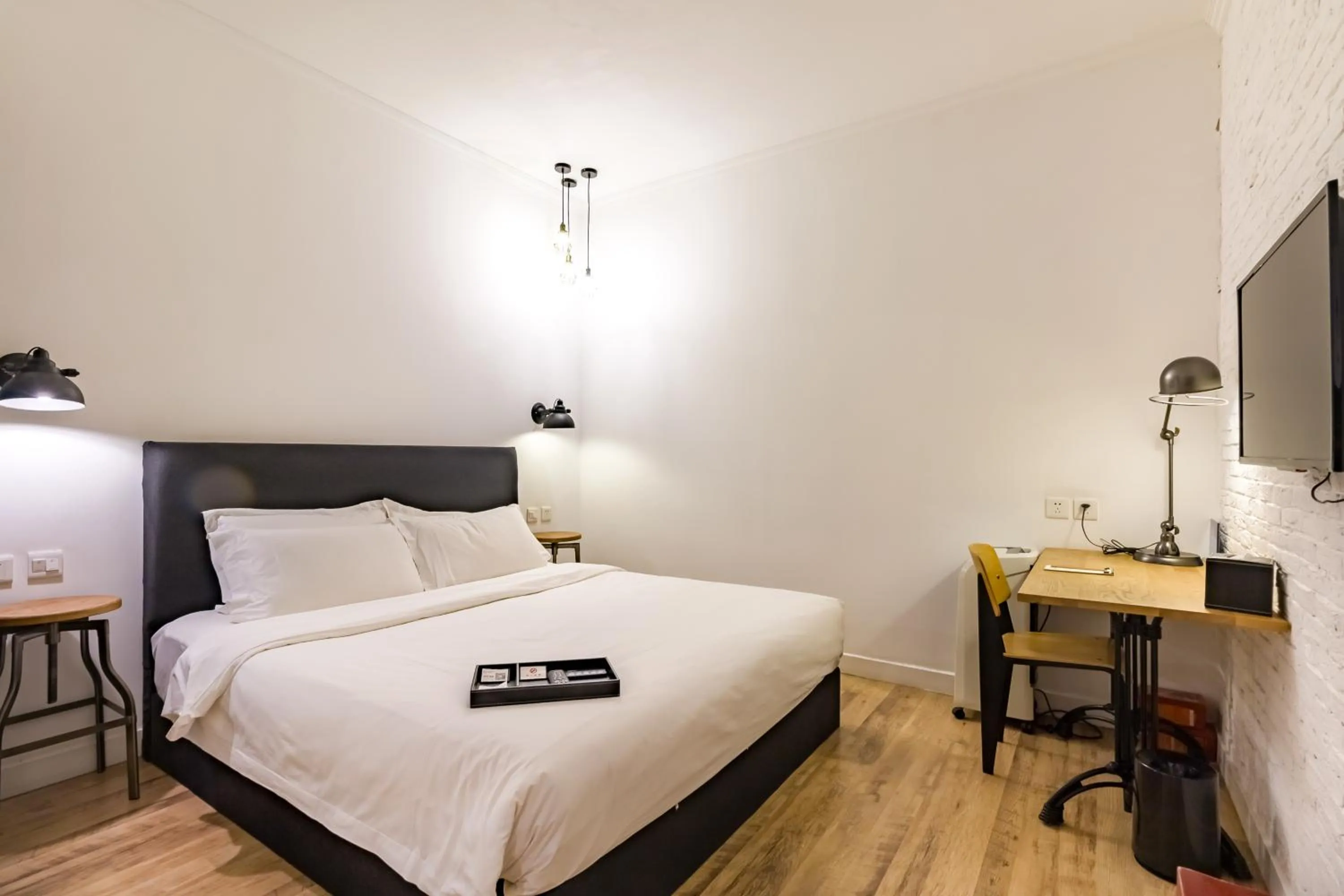 Breakfast, Bed in Yi Stack Hotel Beijing