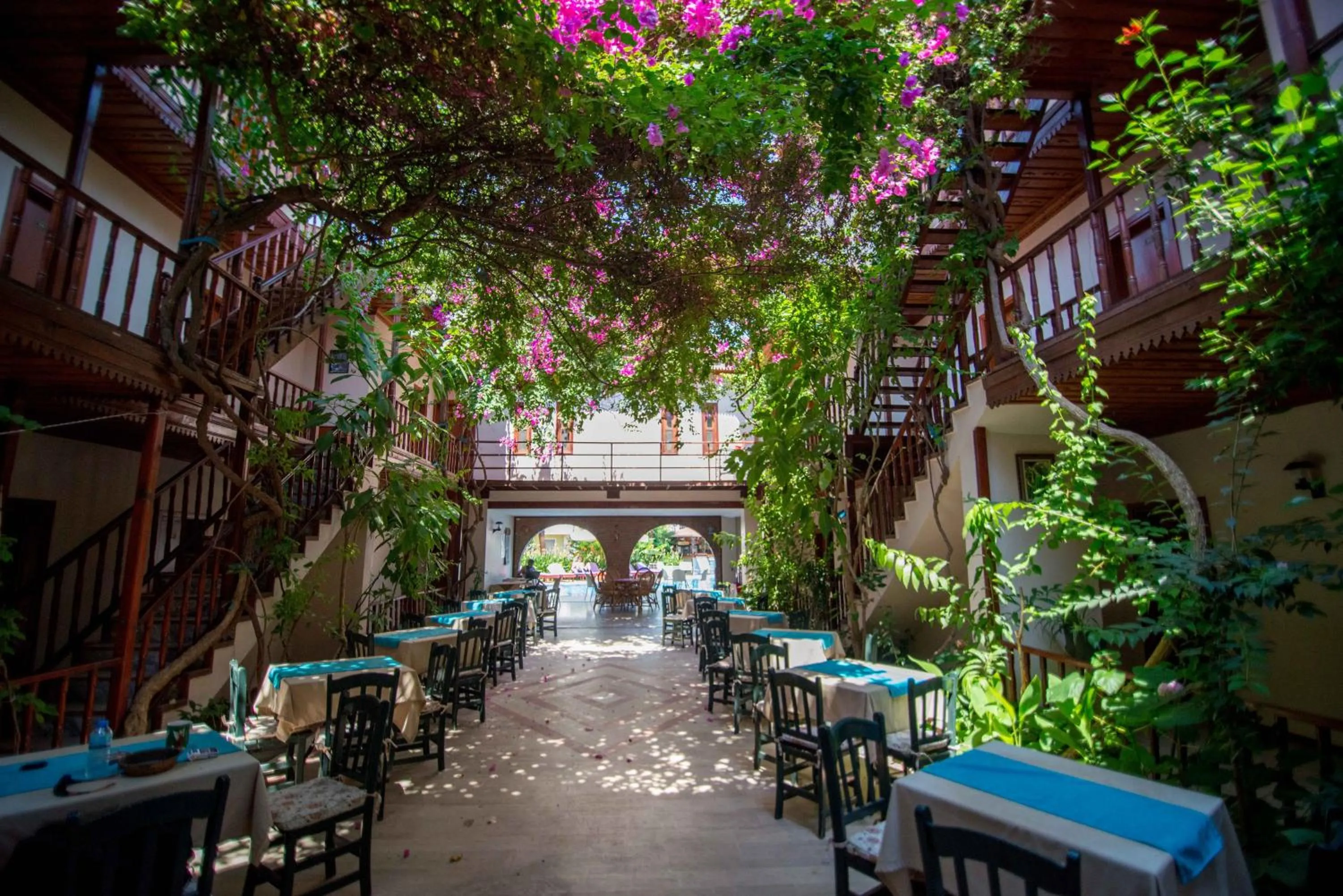 Garden view in Konak Su Hotel