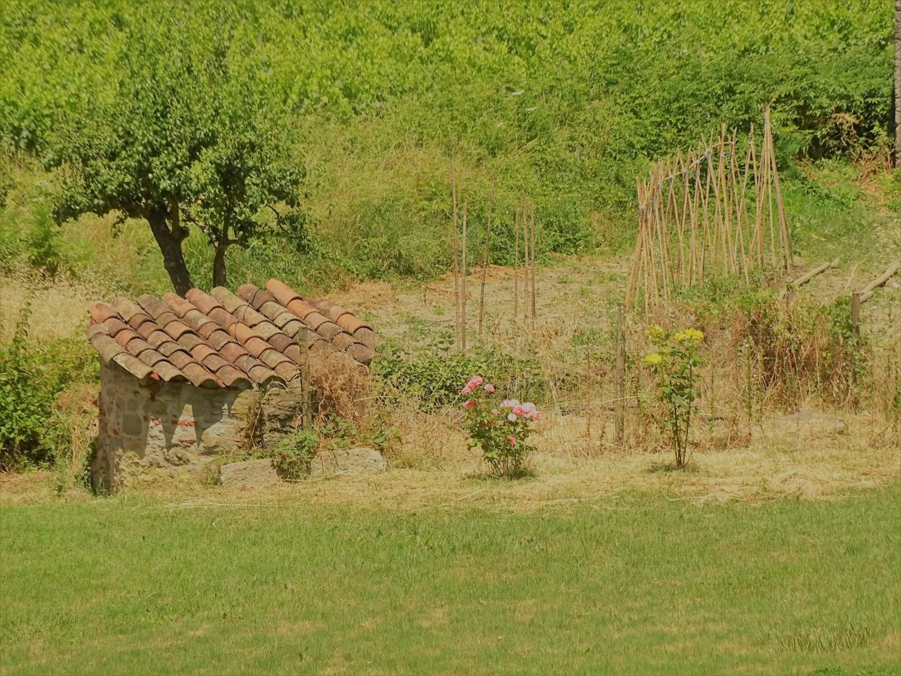 Property building in Domaine De La Petite Tour