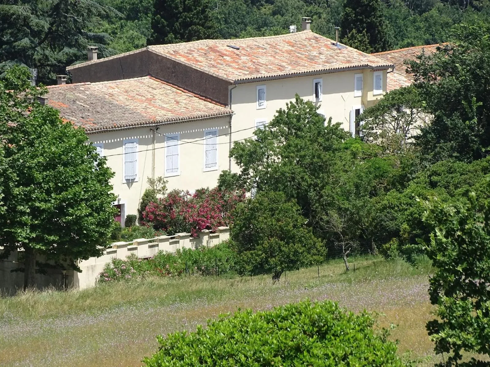Property building in Domaine De La Petite Tour