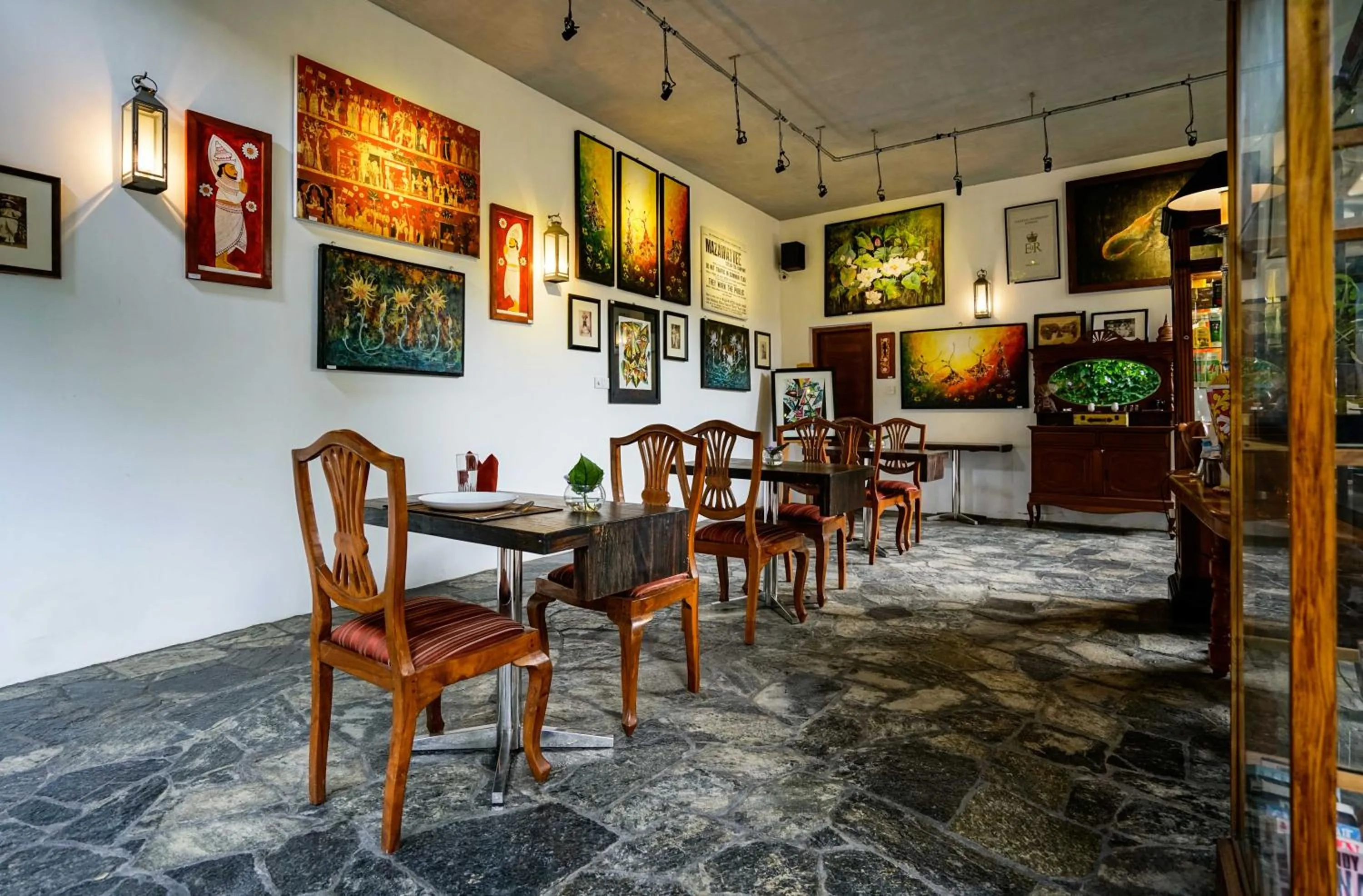 Restaurant/places to eat in Atelier