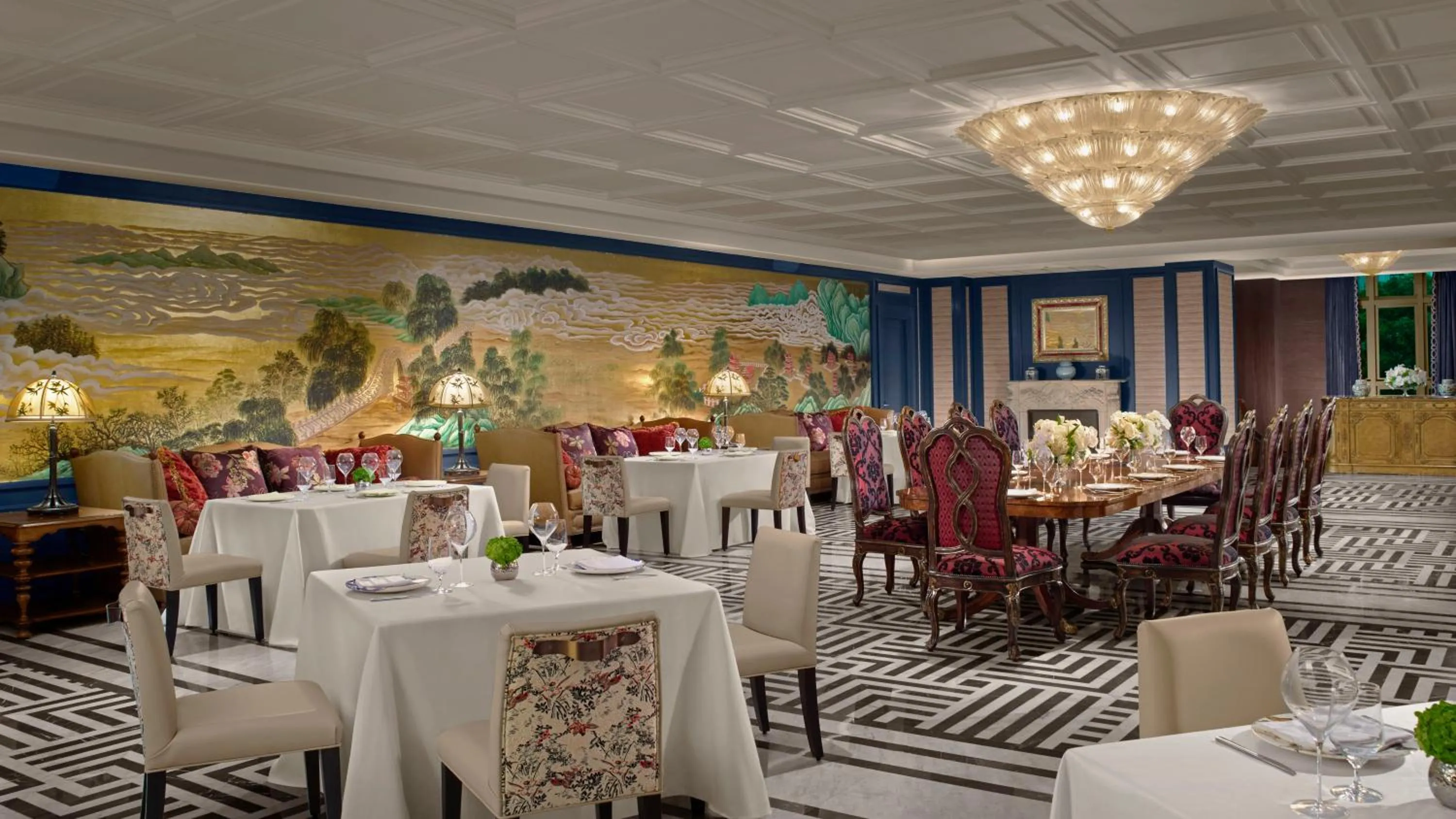 Restaurant/places to eat in The St Regis Shanghai Jingan