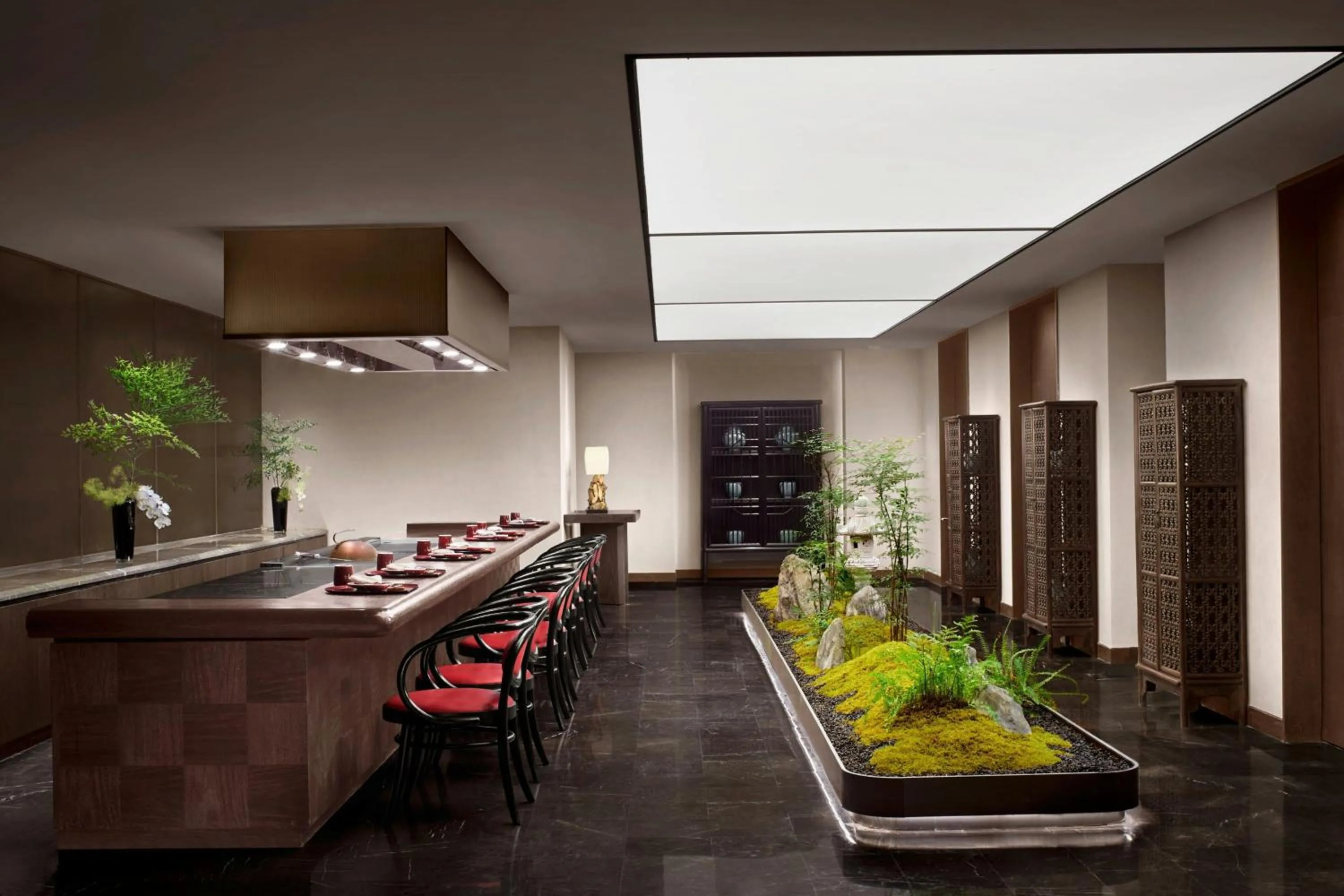 Restaurant/places to eat in The St Regis Shanghai Jingan