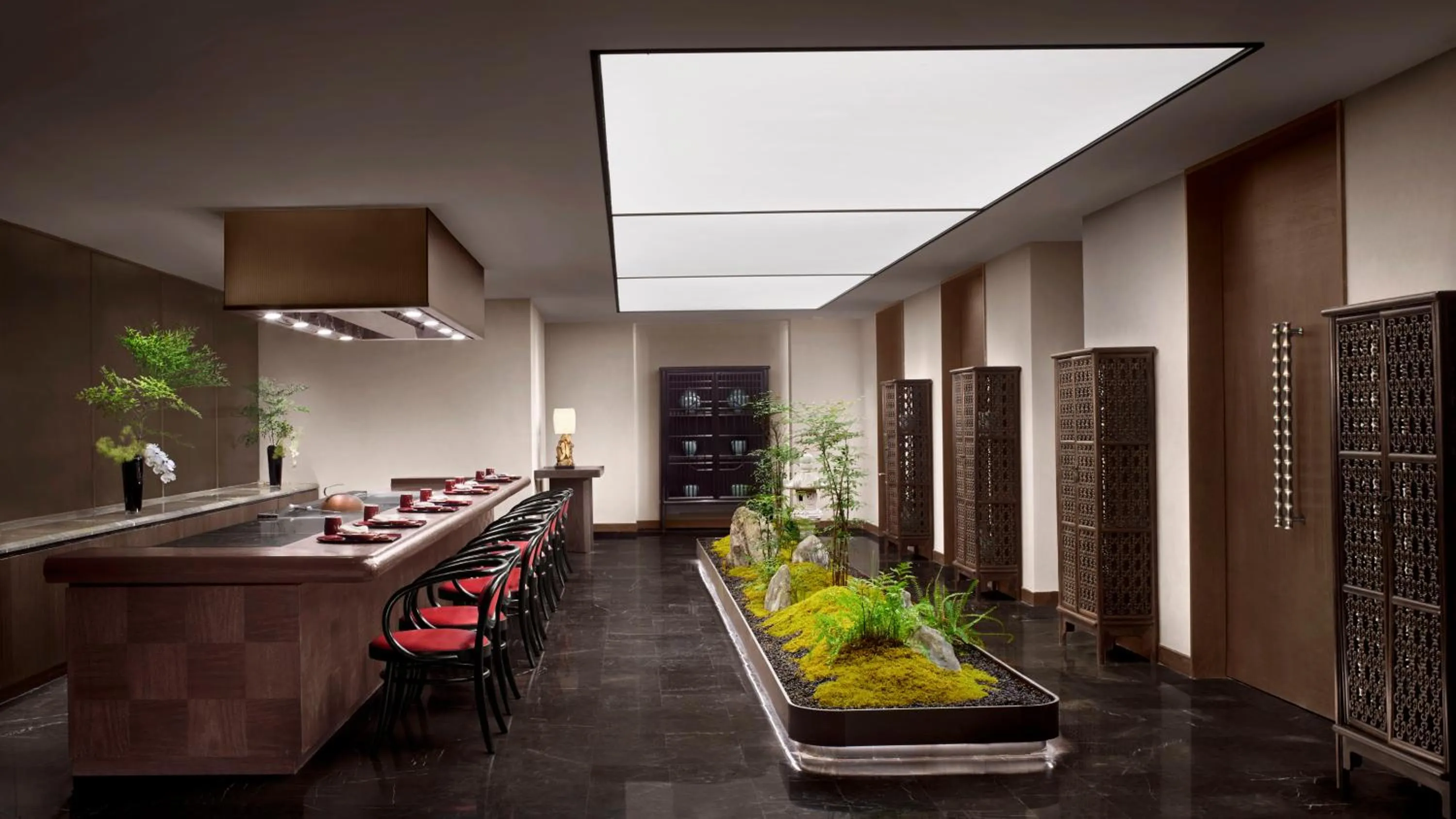 Restaurant/places to eat in The St Regis Shanghai Jingan