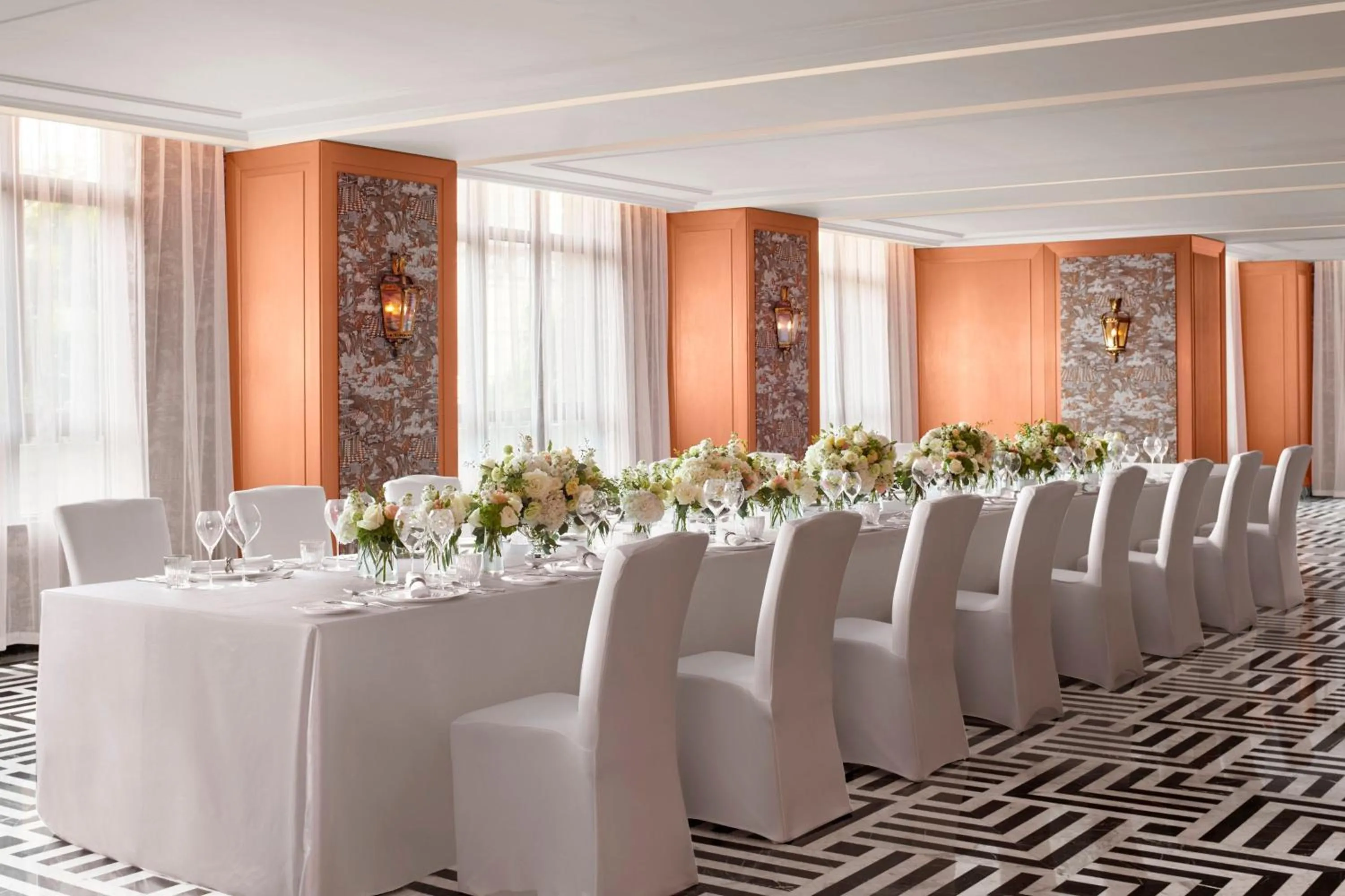Meeting/conference room in The St Regis Shanghai Jingan