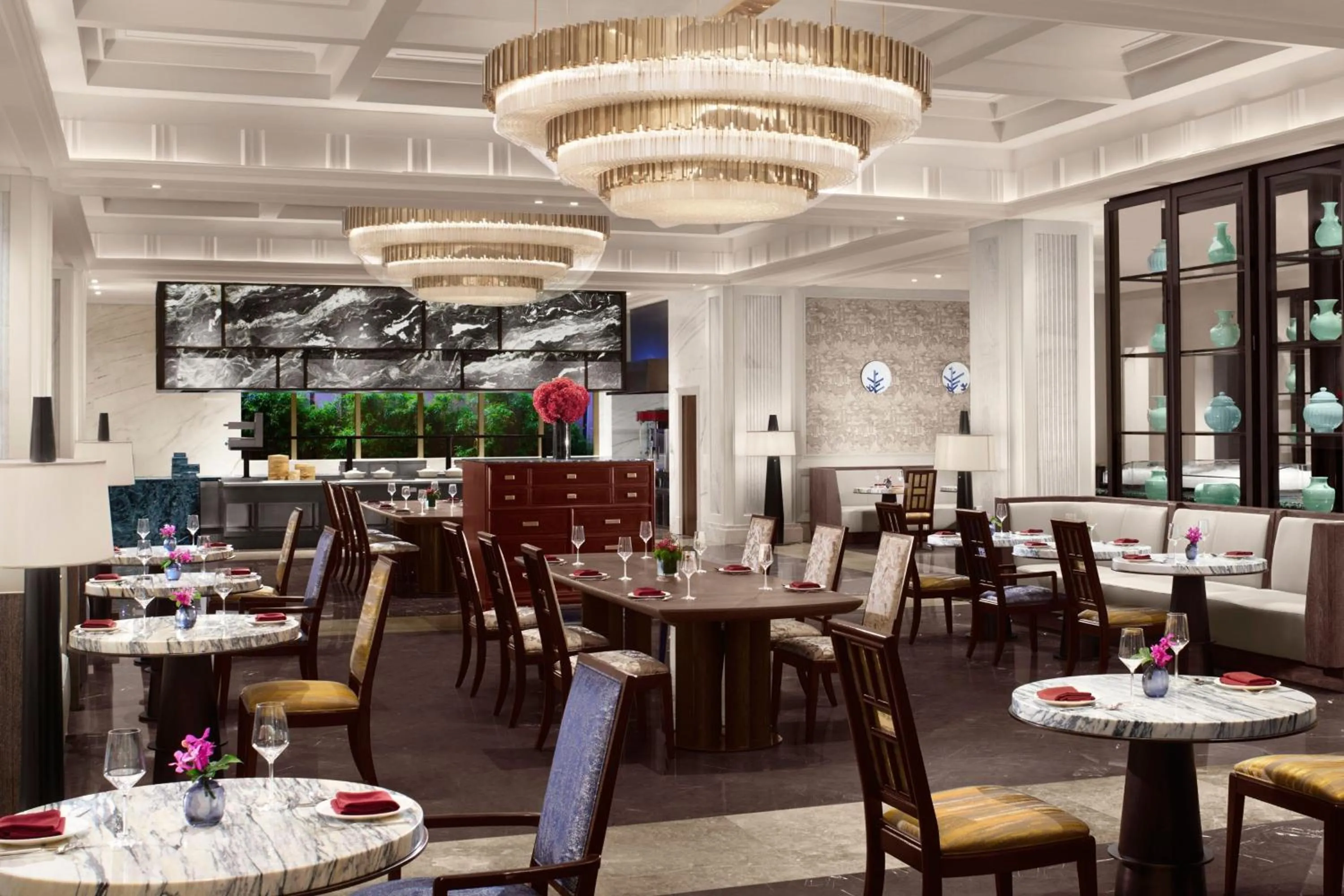 Restaurant/places to eat in The St Regis Shanghai Jingan