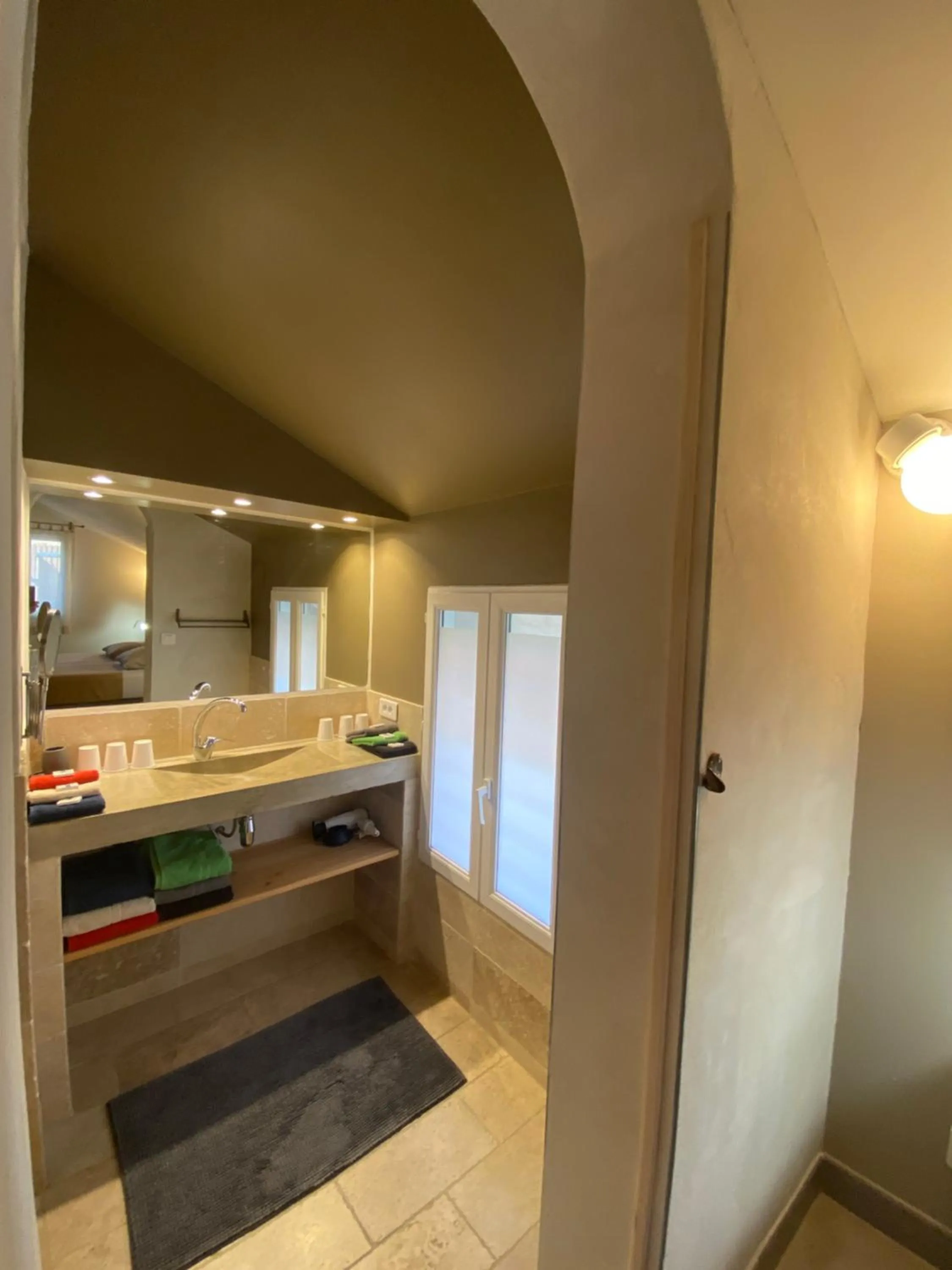 Bathroom in L'atelier B&B