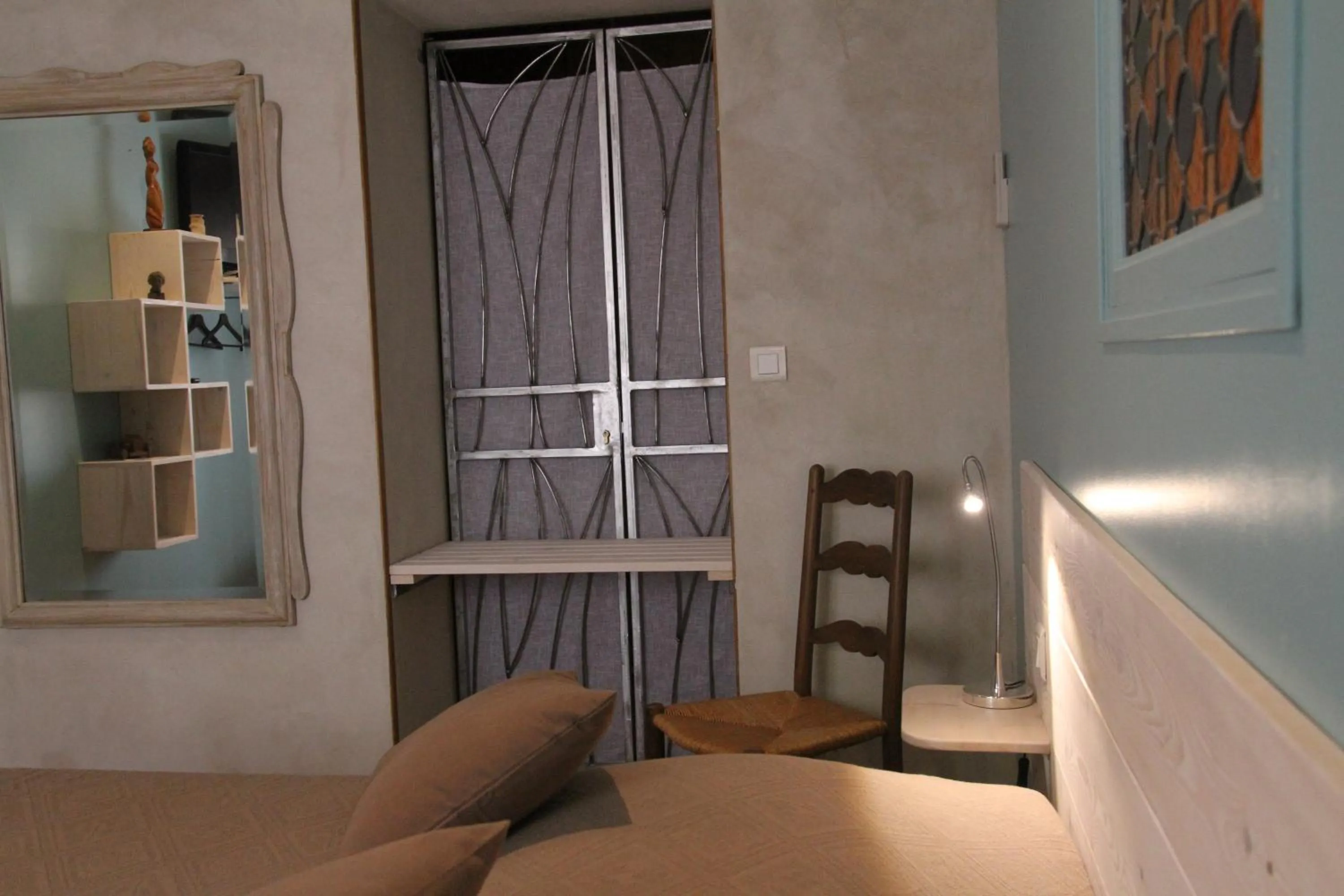 Seating area in L'atelier B&B