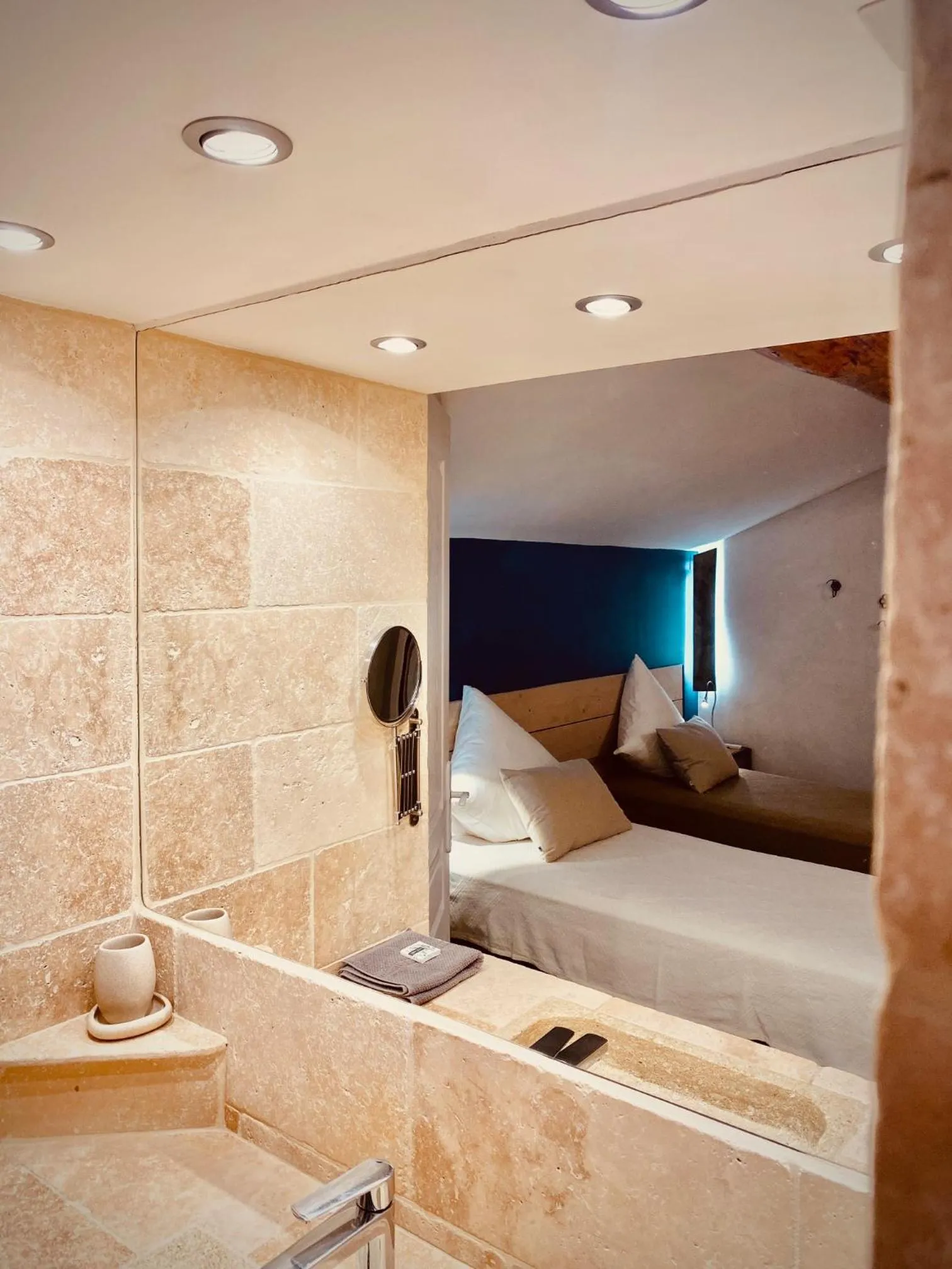 Bedroom in L'atelier B&B