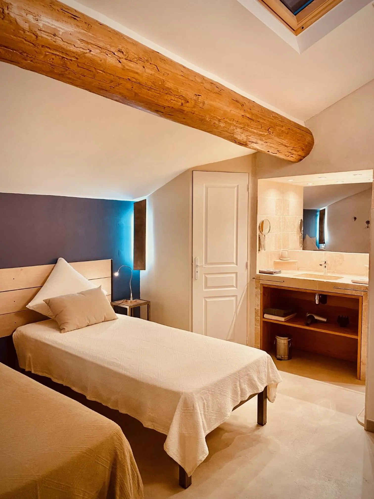 Bedroom in L'atelier B&B