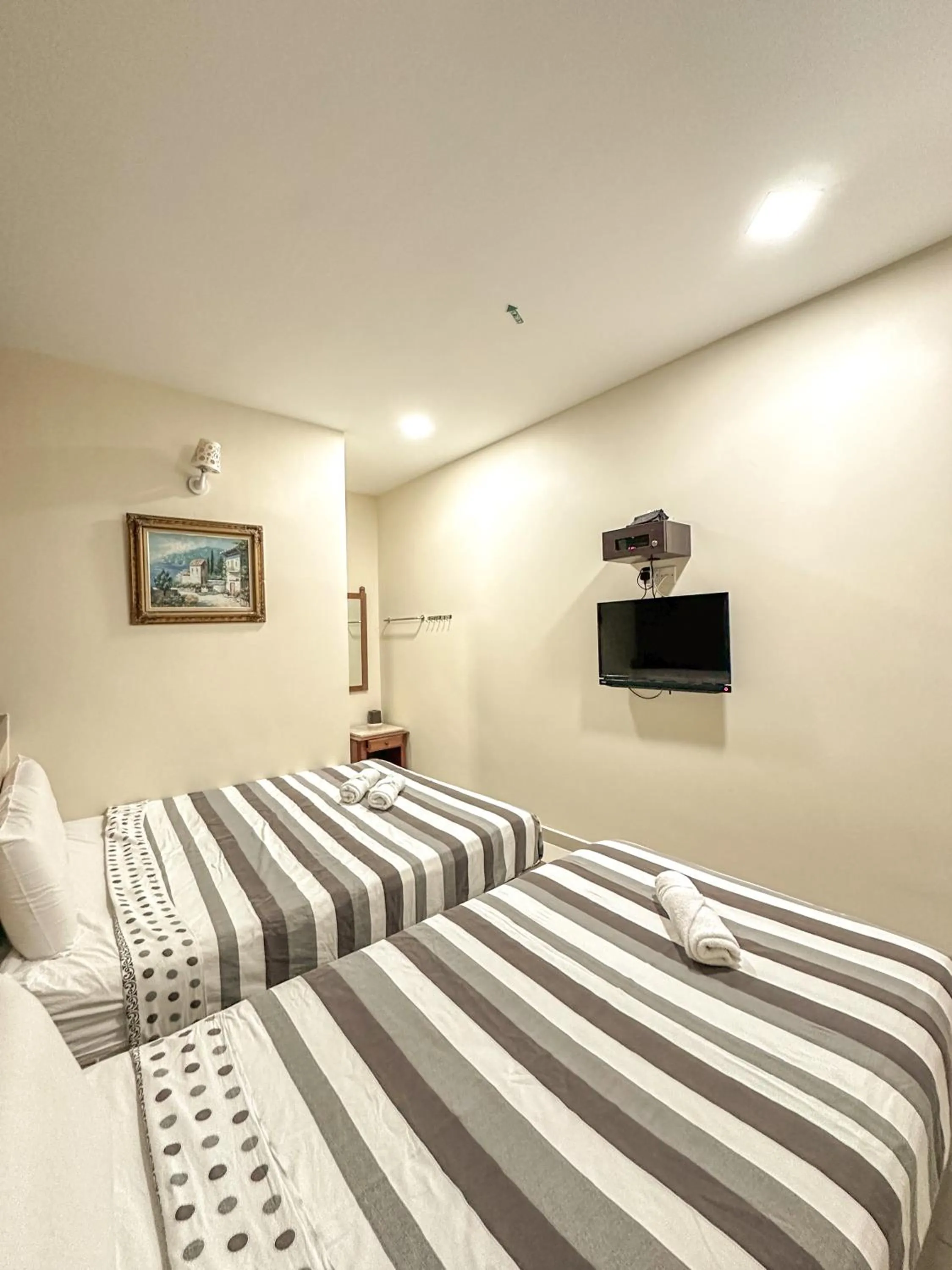 Bedroom, Bed in G Star Hotel