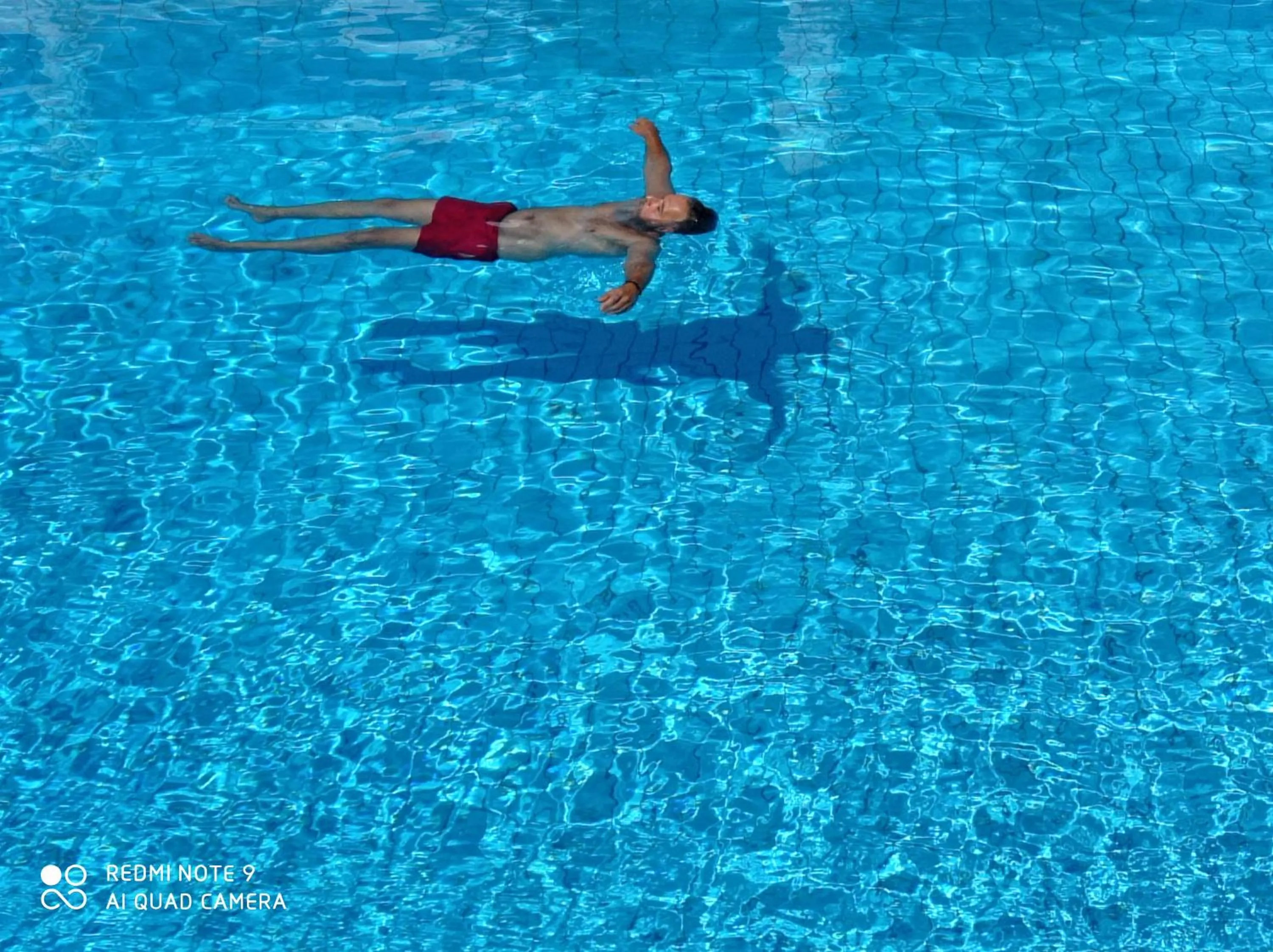 People in Summer Shades Hotel - ex Arkoulis