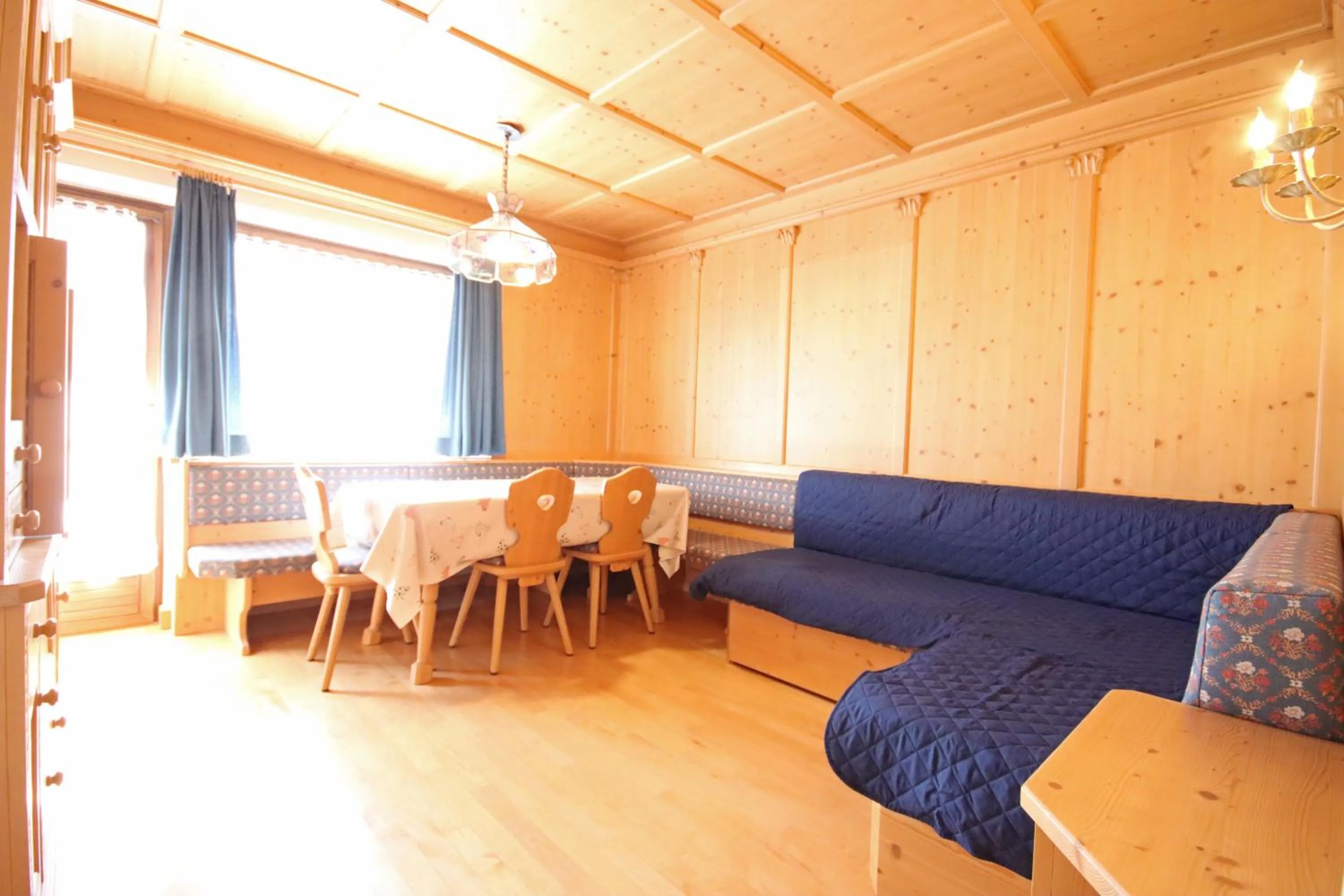Living room in Aurturist S Candido Roulette