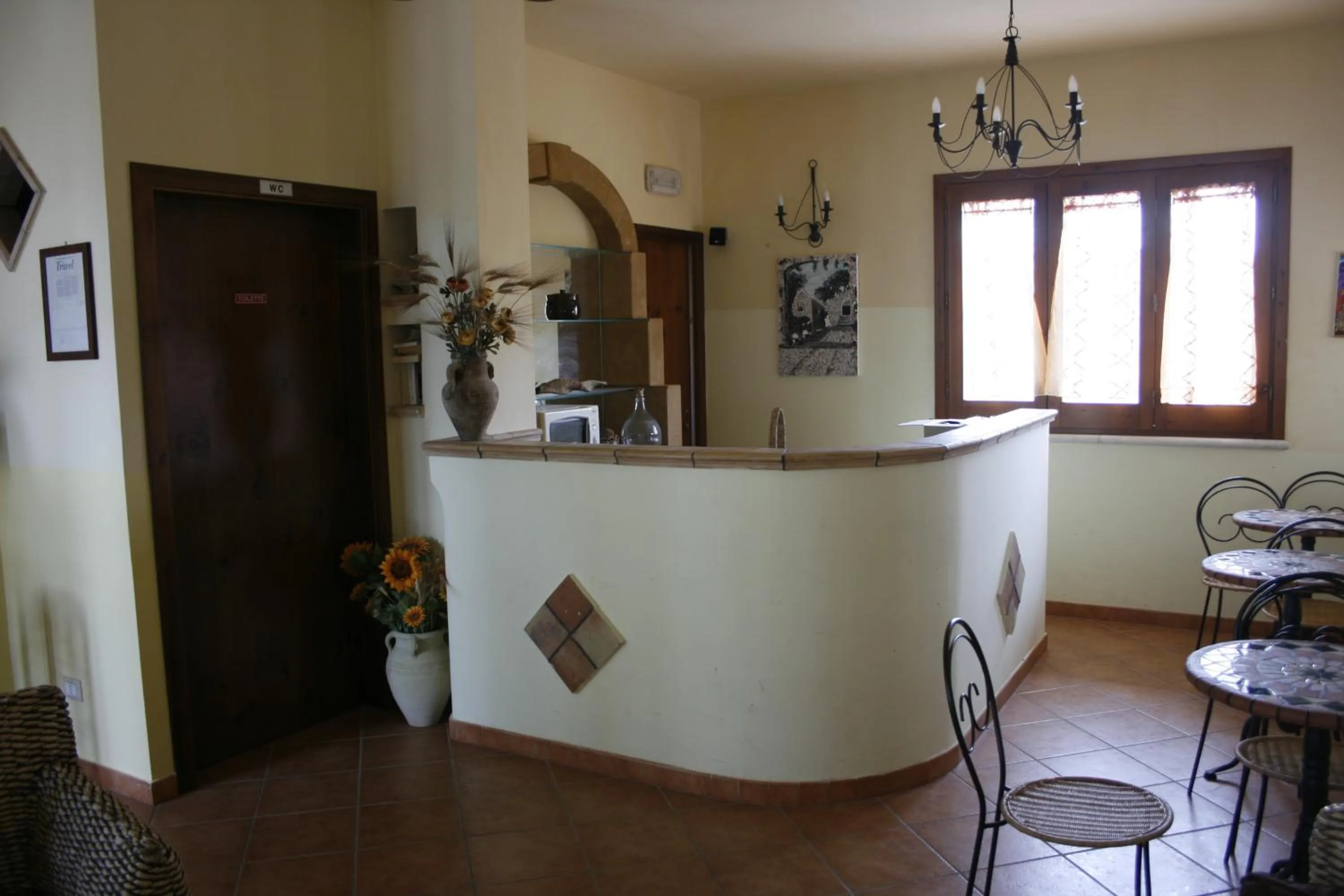 Lounge or bar in Hotel Il Cortile