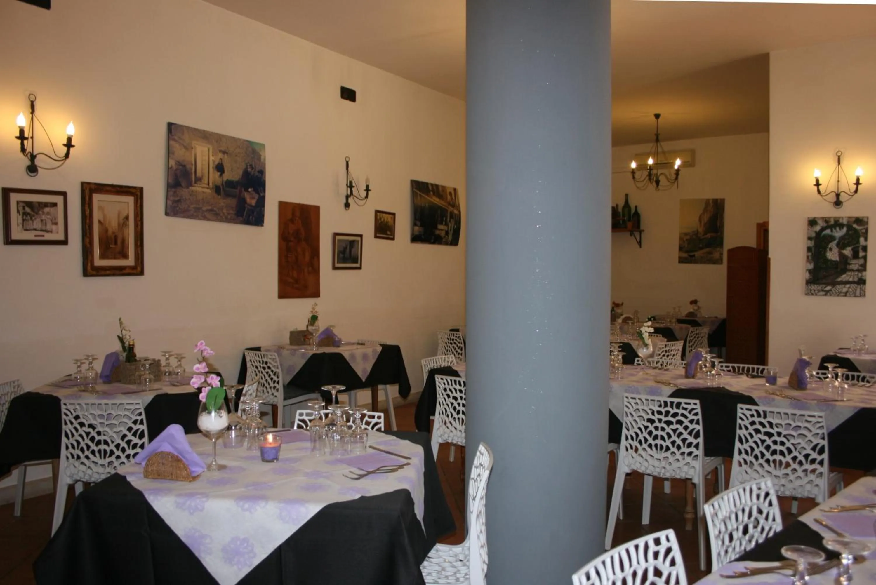 Restaurant/places to eat in Hotel Il Cortile