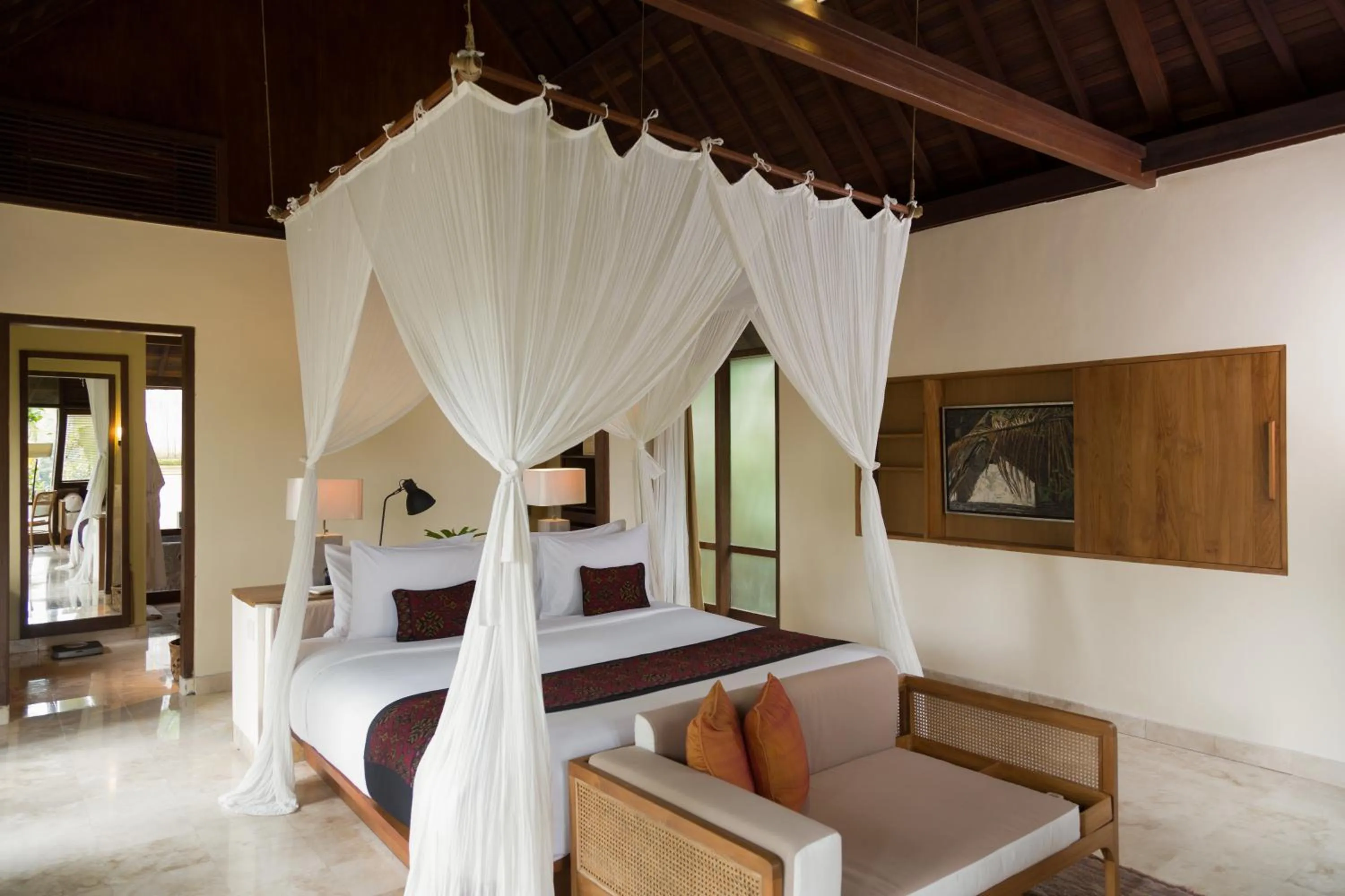 Bed in Komaneka at Tanggayuda Ubud