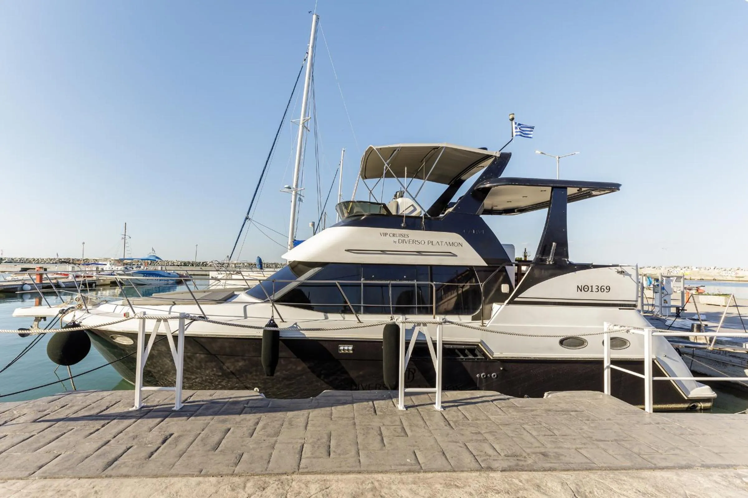 Area and facilities in Diverso Platamon, Luxury Hotel & Suites