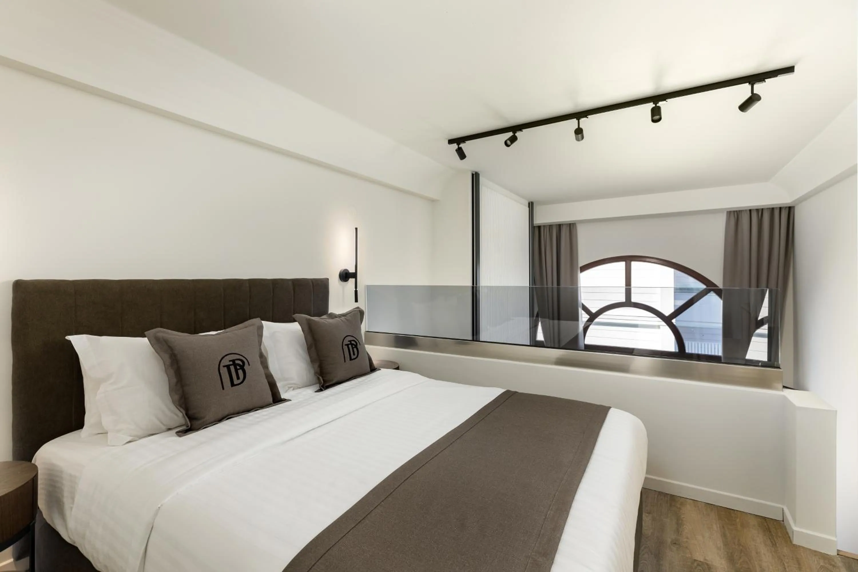 Bed in Diverso Platamon, Luxury Hotel & Suites