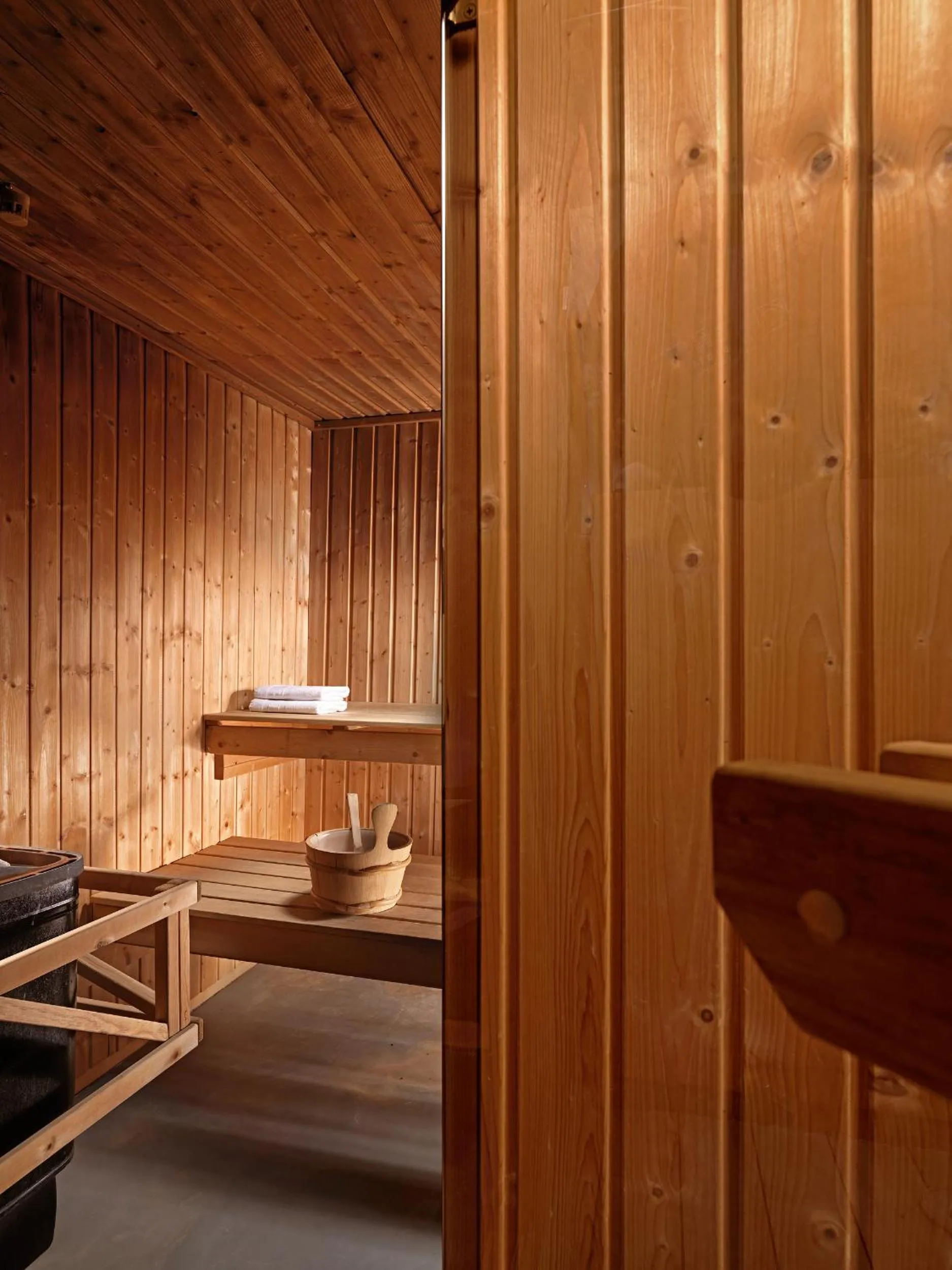 Sauna, Bed in Airotel Stratos Vassilikos Hotel