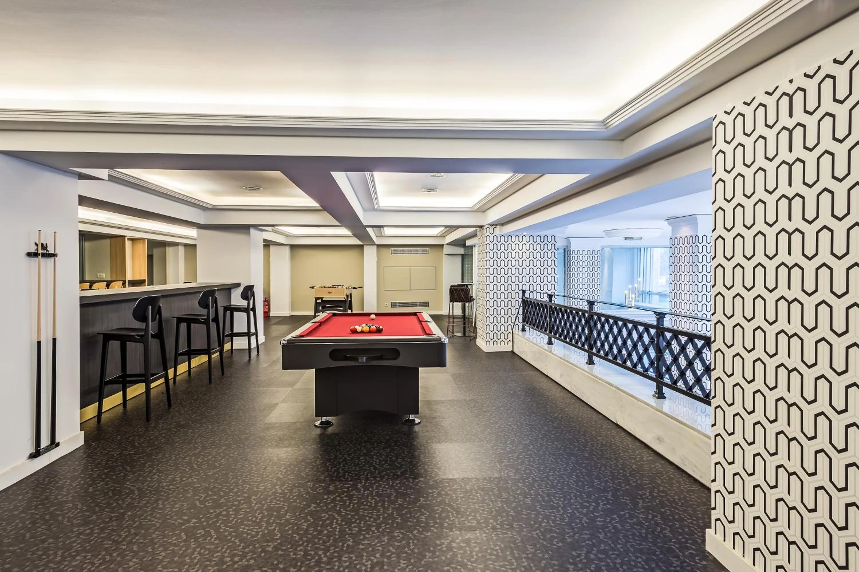 Billiard in Airotel Stratos Vassilikos Hotel