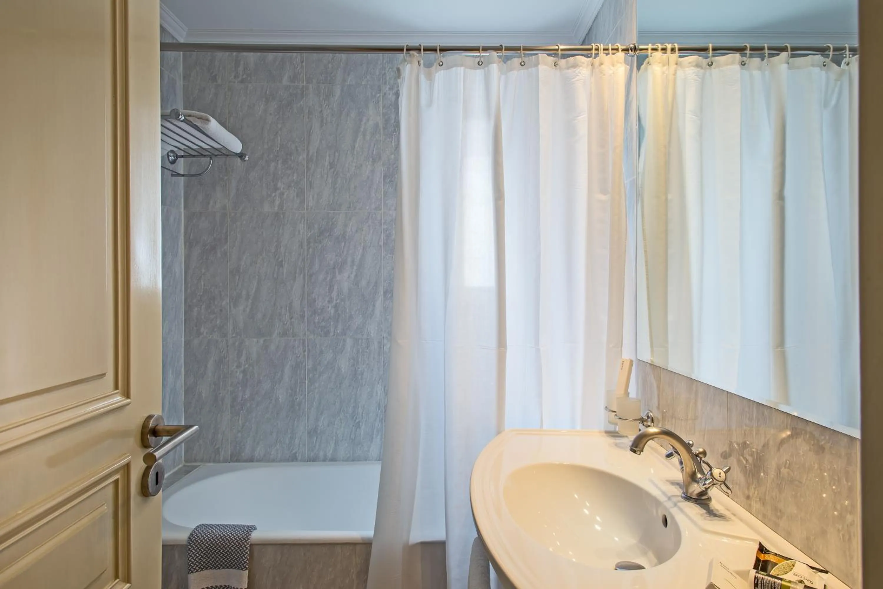 Bathroom in Airotel Stratos Vassilikos Hotel