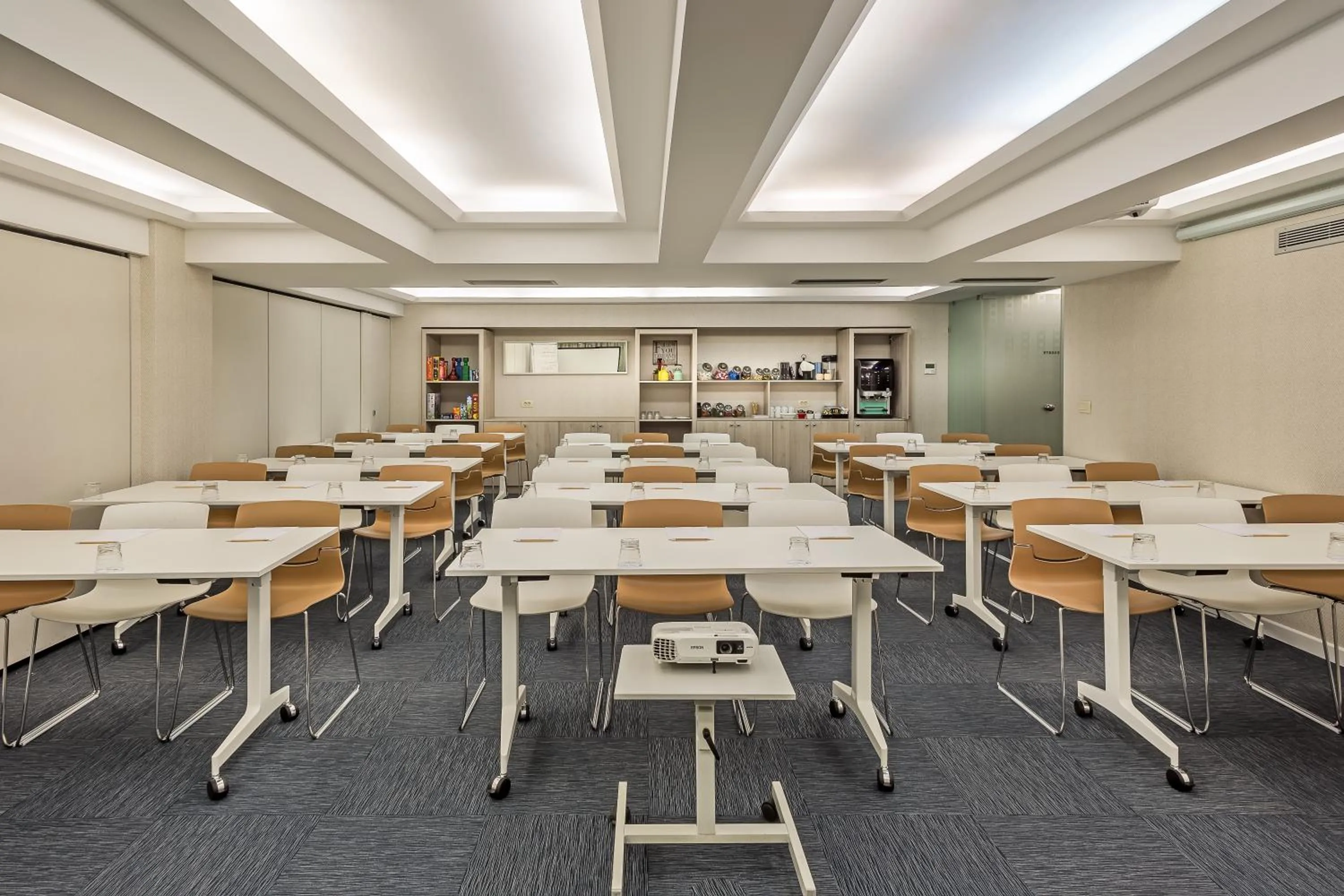 Meeting/conference room in Airotel Stratos Vassilikos Hotel