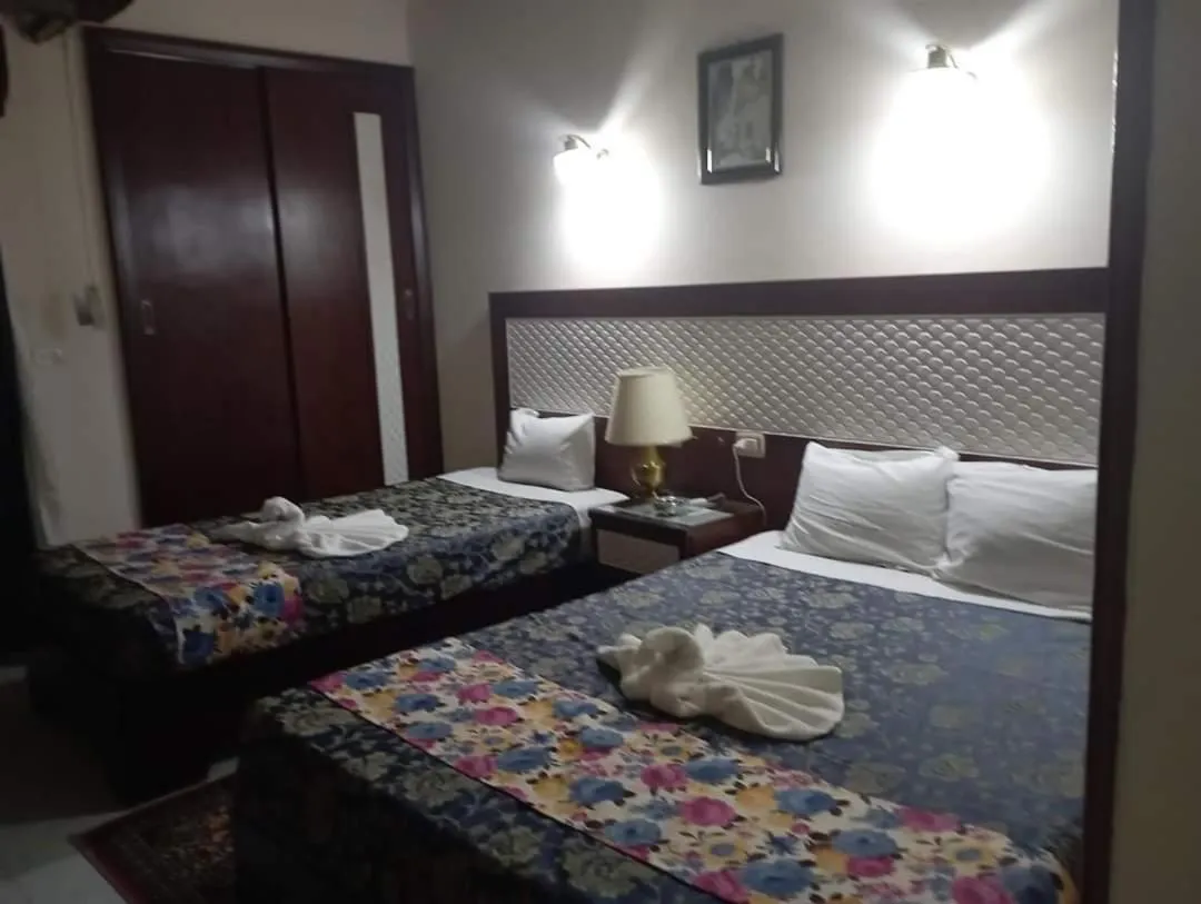 Bed in Windsor Hotel Luxor 中國人之家