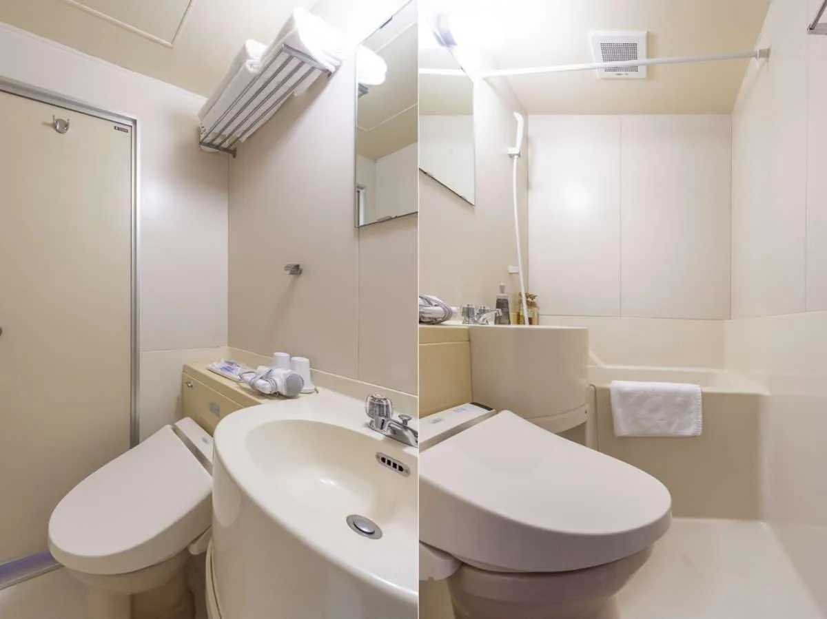 Toilet in Hotel Relief Kokura Annex