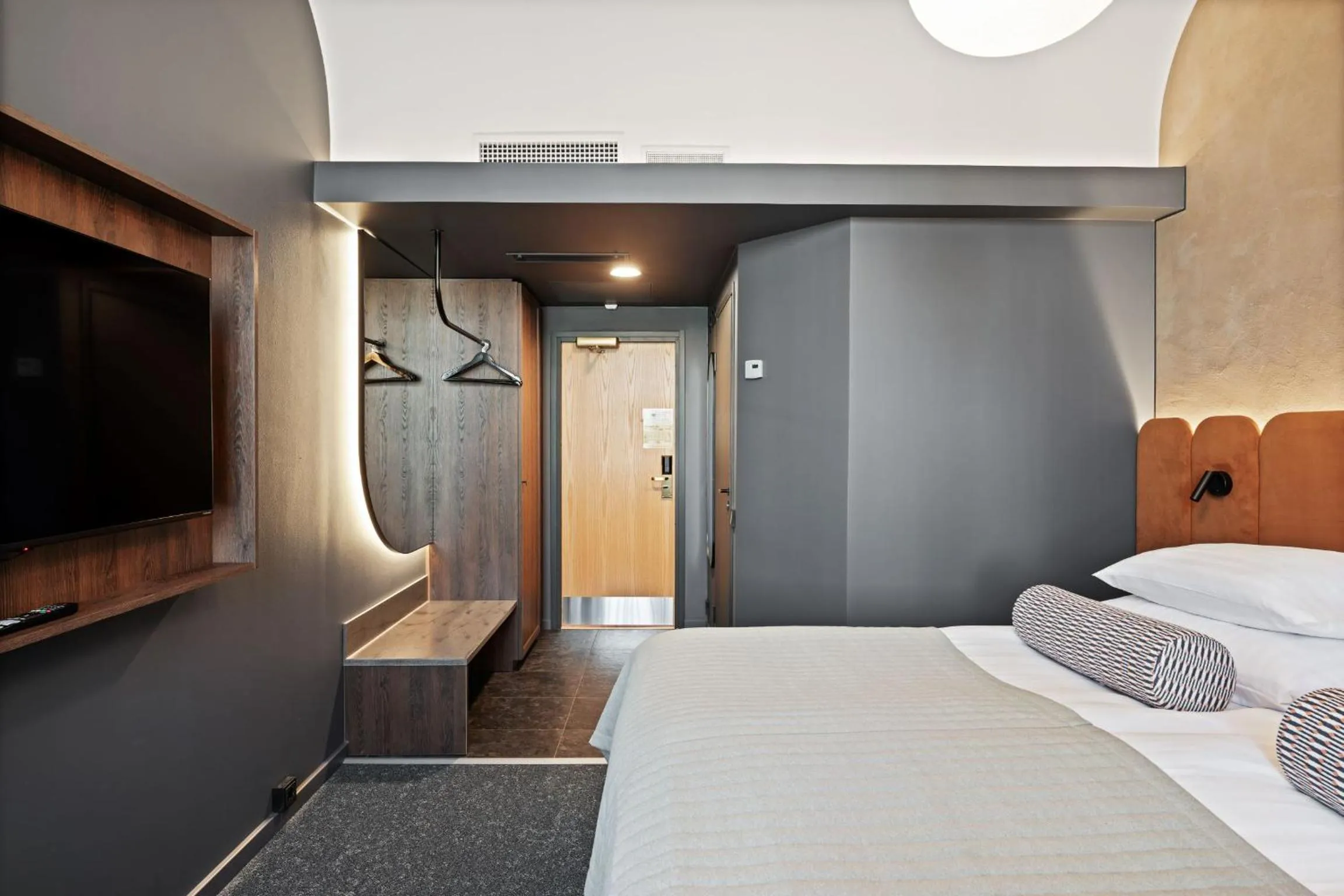 Photo of the whole room, Bed in Original Sokos Hotel Vaakuna Mikkeli