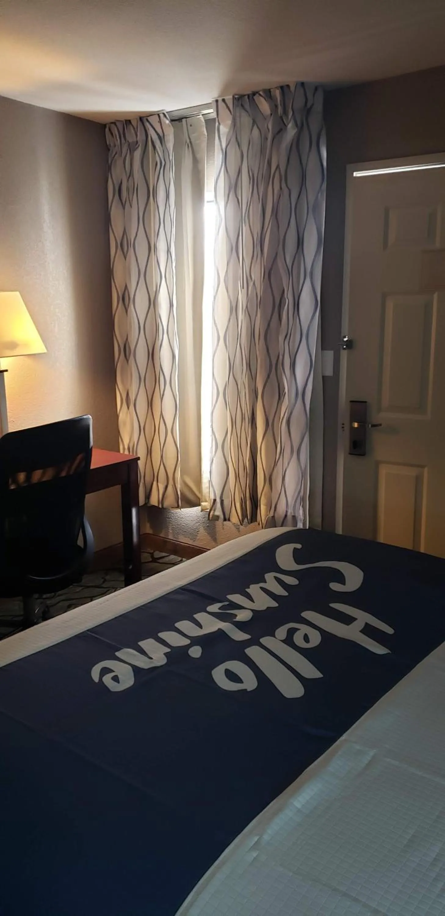 Bedroom, Bed in Days Inn by Wyndham West Des Moines - Clive