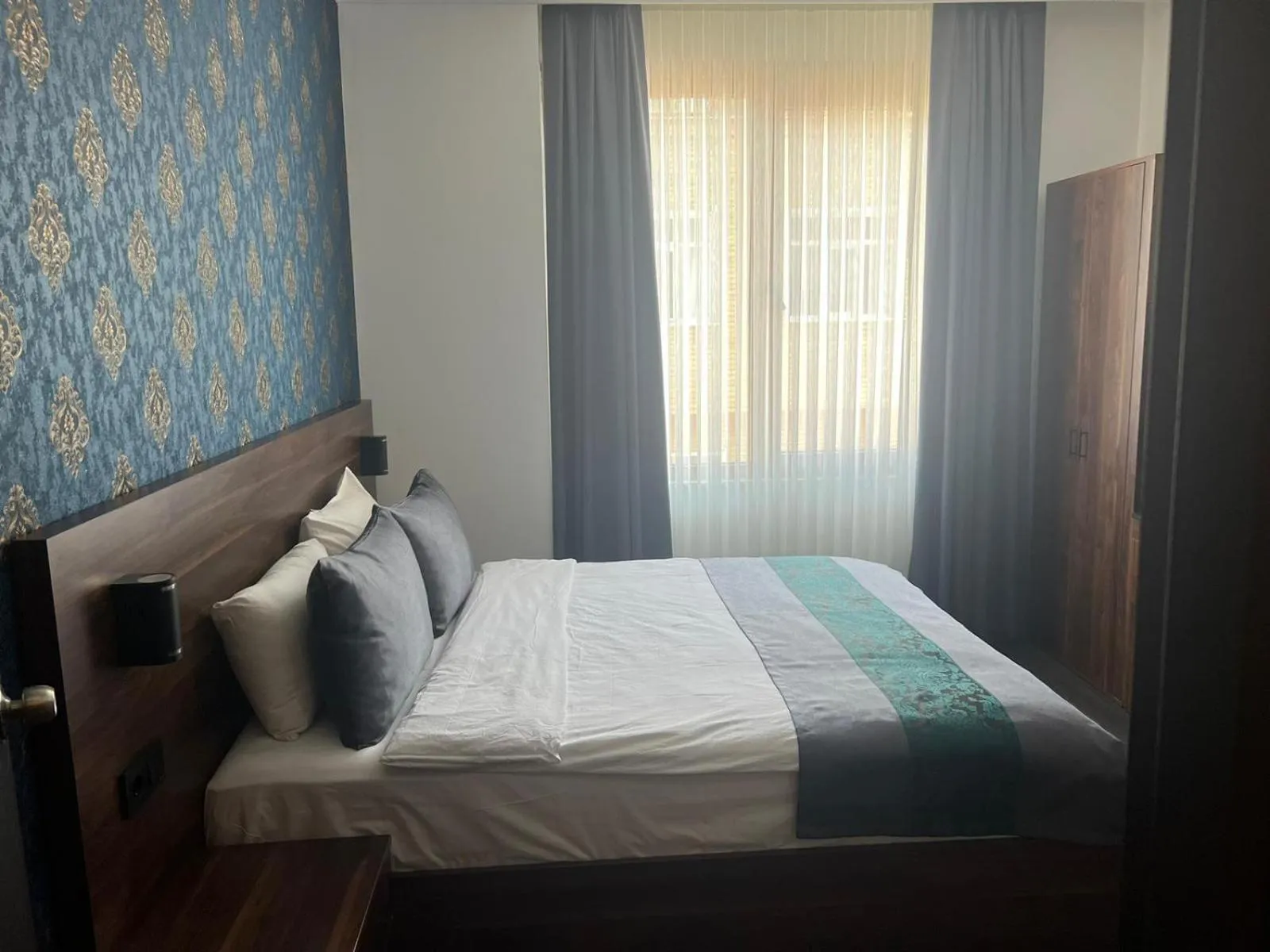 Bed in Seven Dreams Hotel