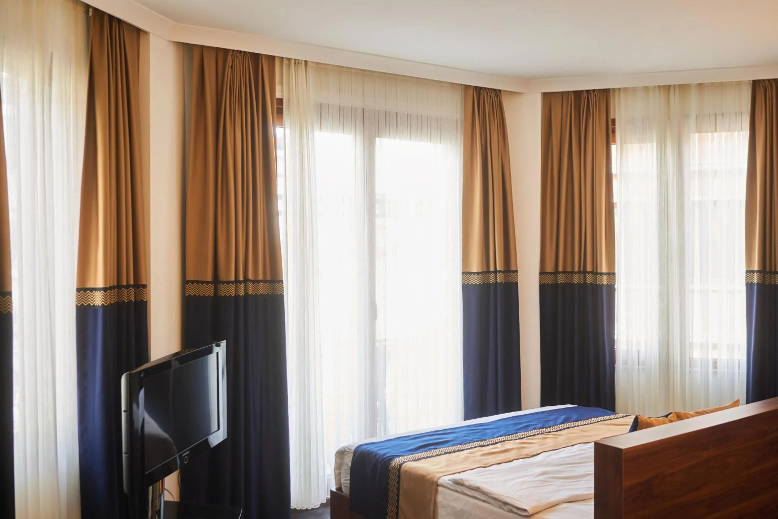 Bedroom in Seven Dreams Hotel