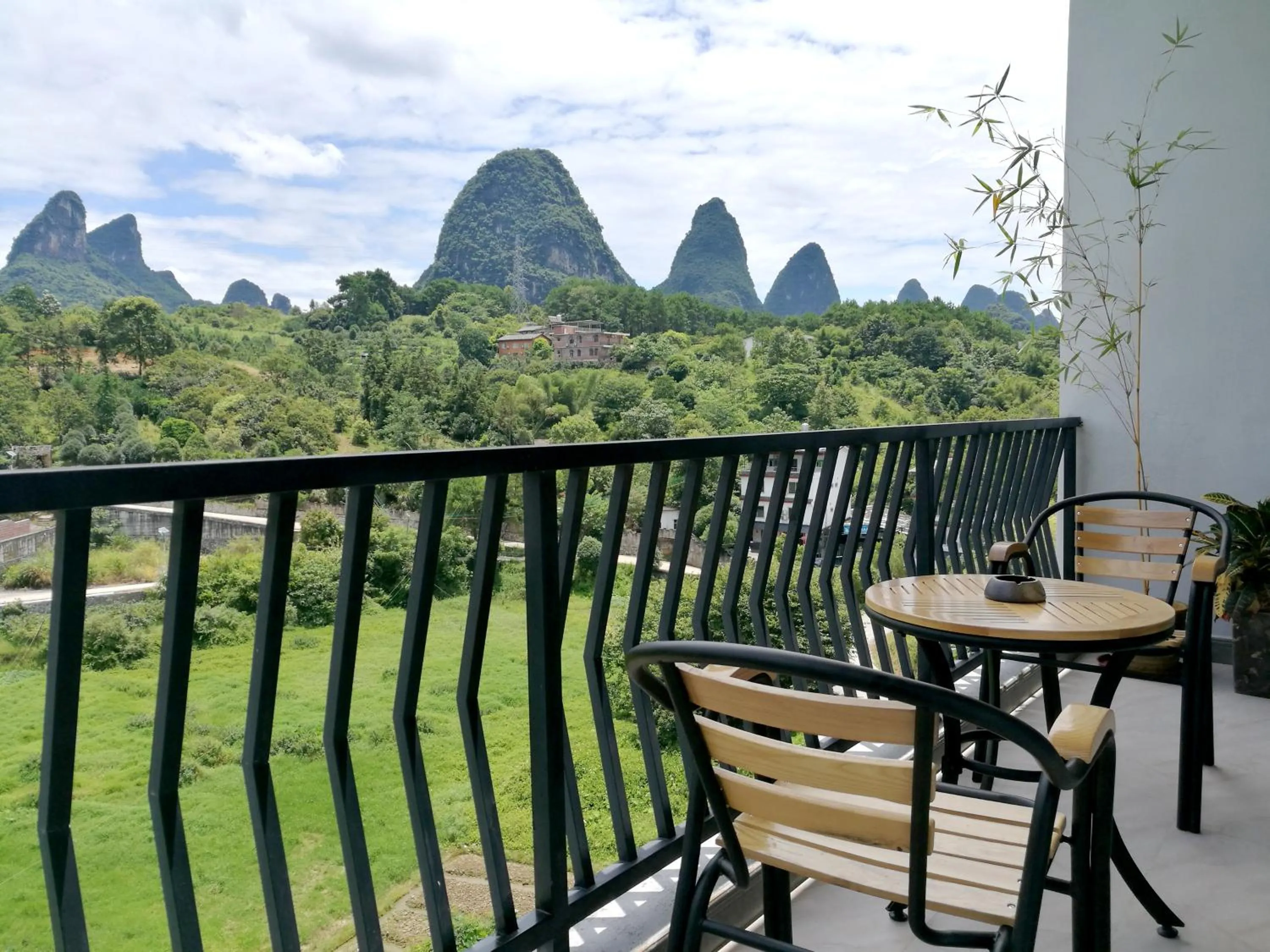 Balcony/Terrace in The Bamboo Leaf Yangshuo
