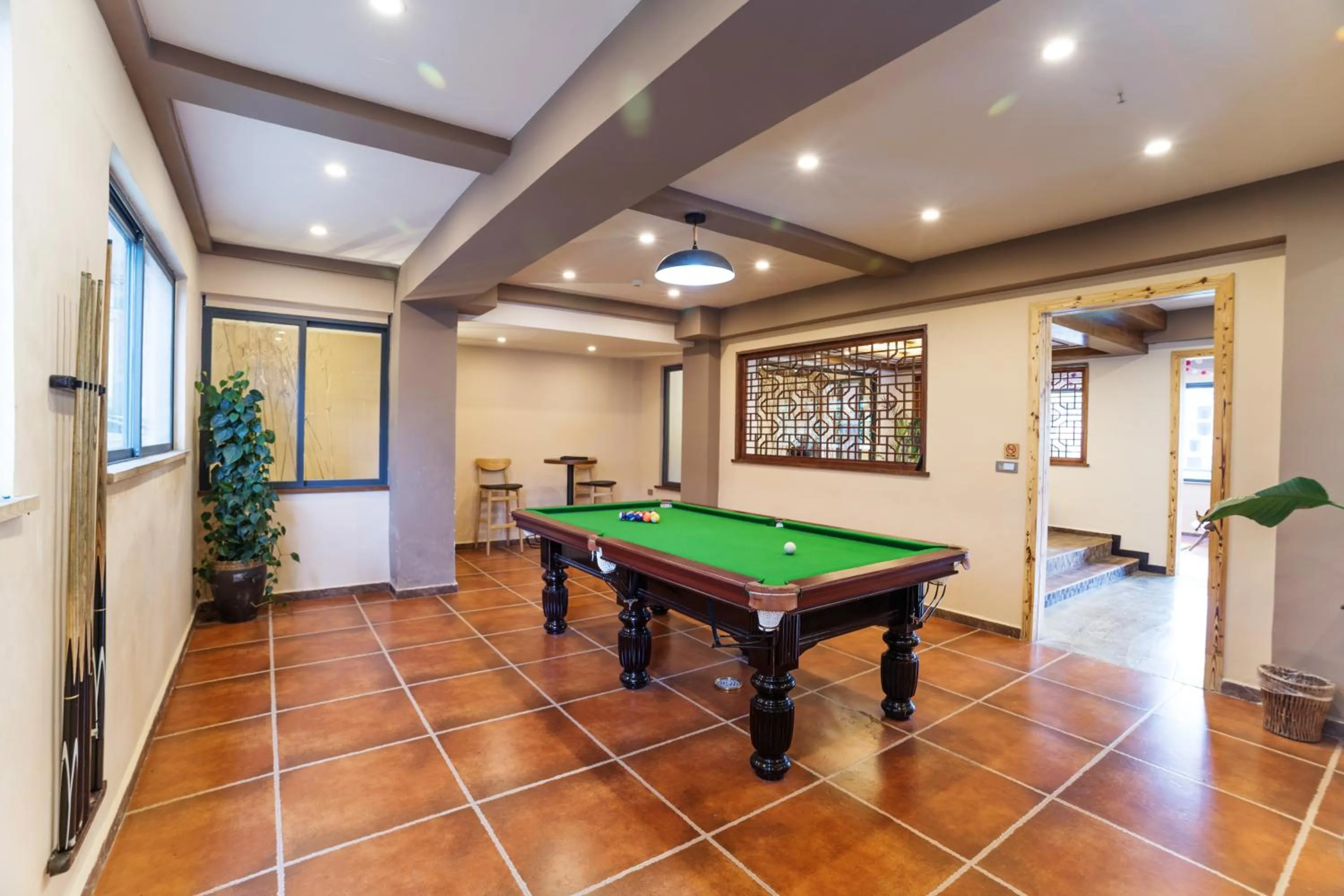 Billiard in The Bamboo Leaf Yangshuo