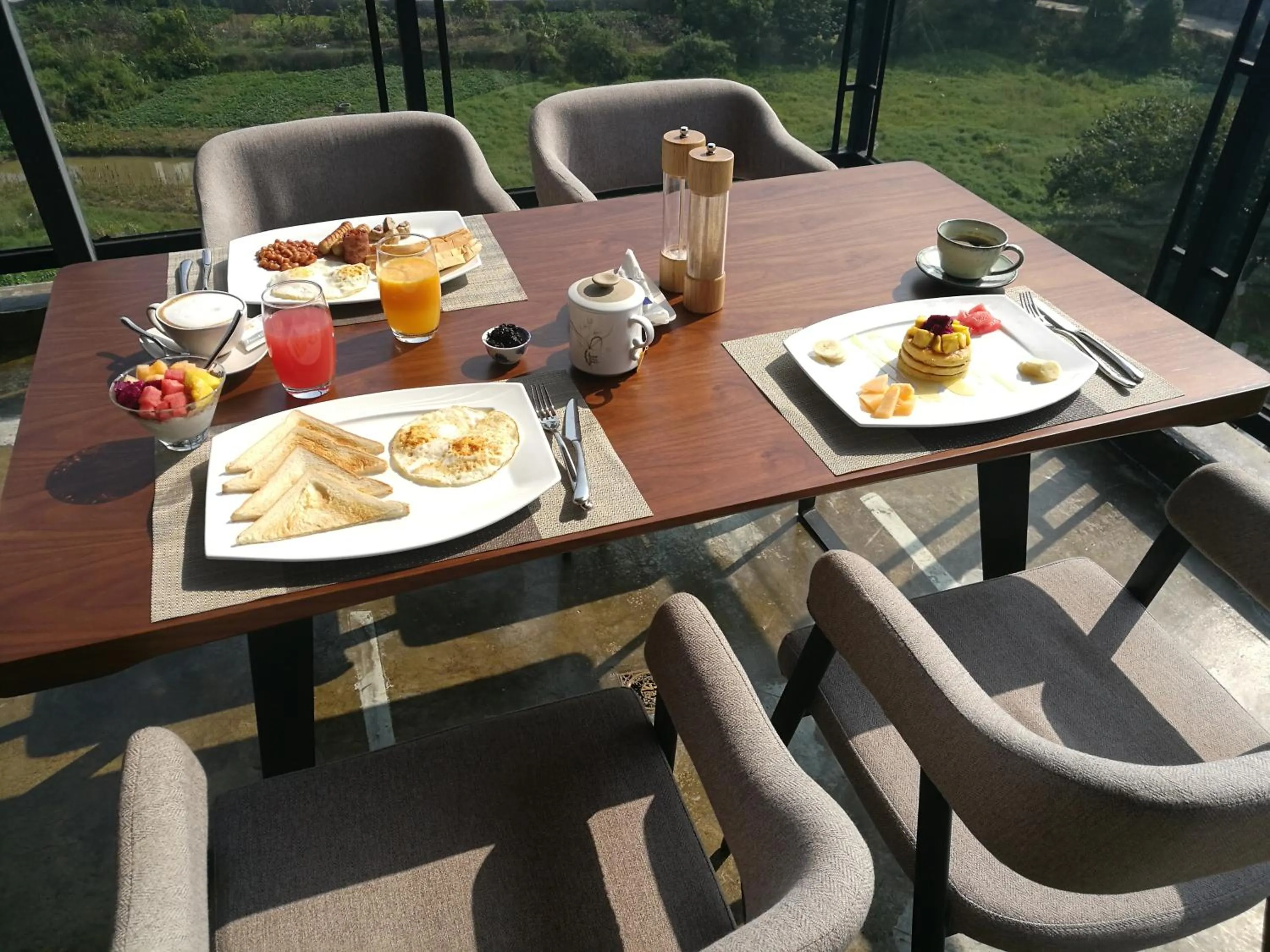 Breakfast in The Bamboo Leaf Yangshuo