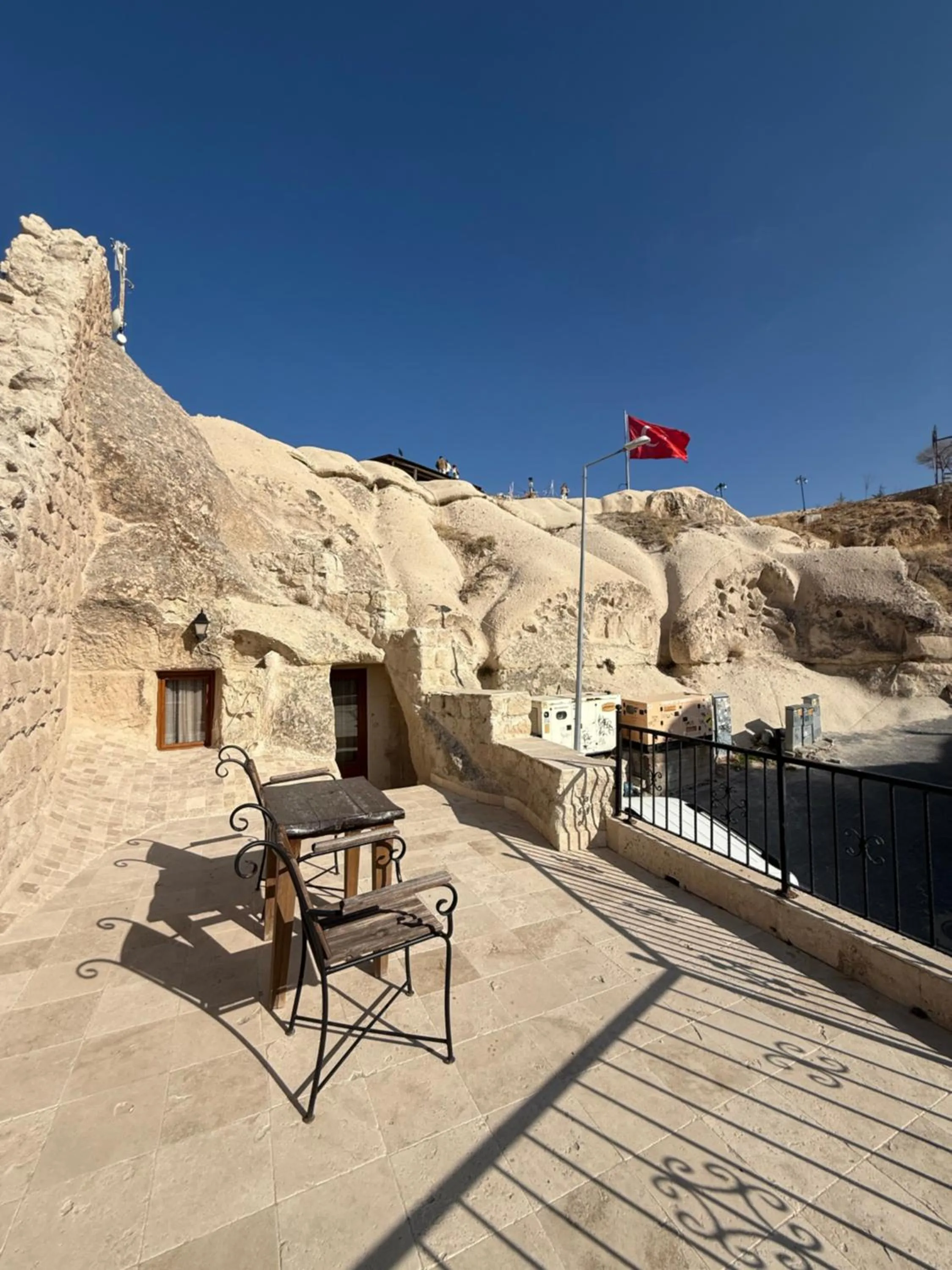 Arif Cave Hotel
