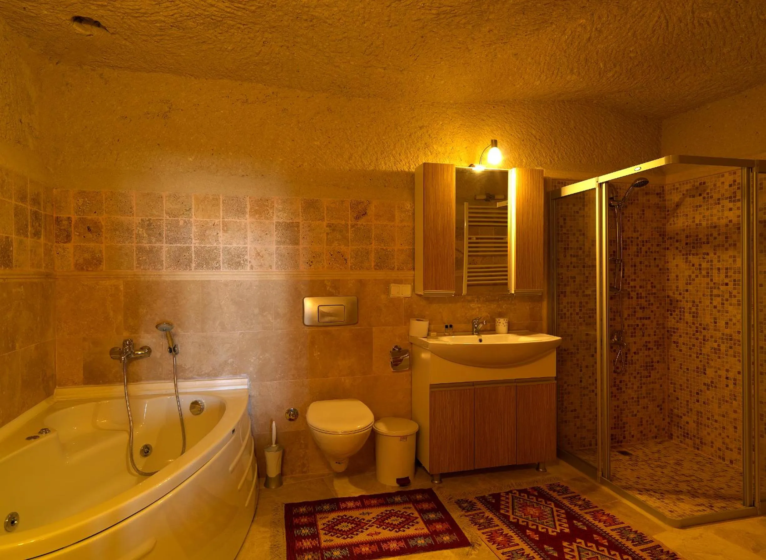 Bathroom in Arif Cave Hotel