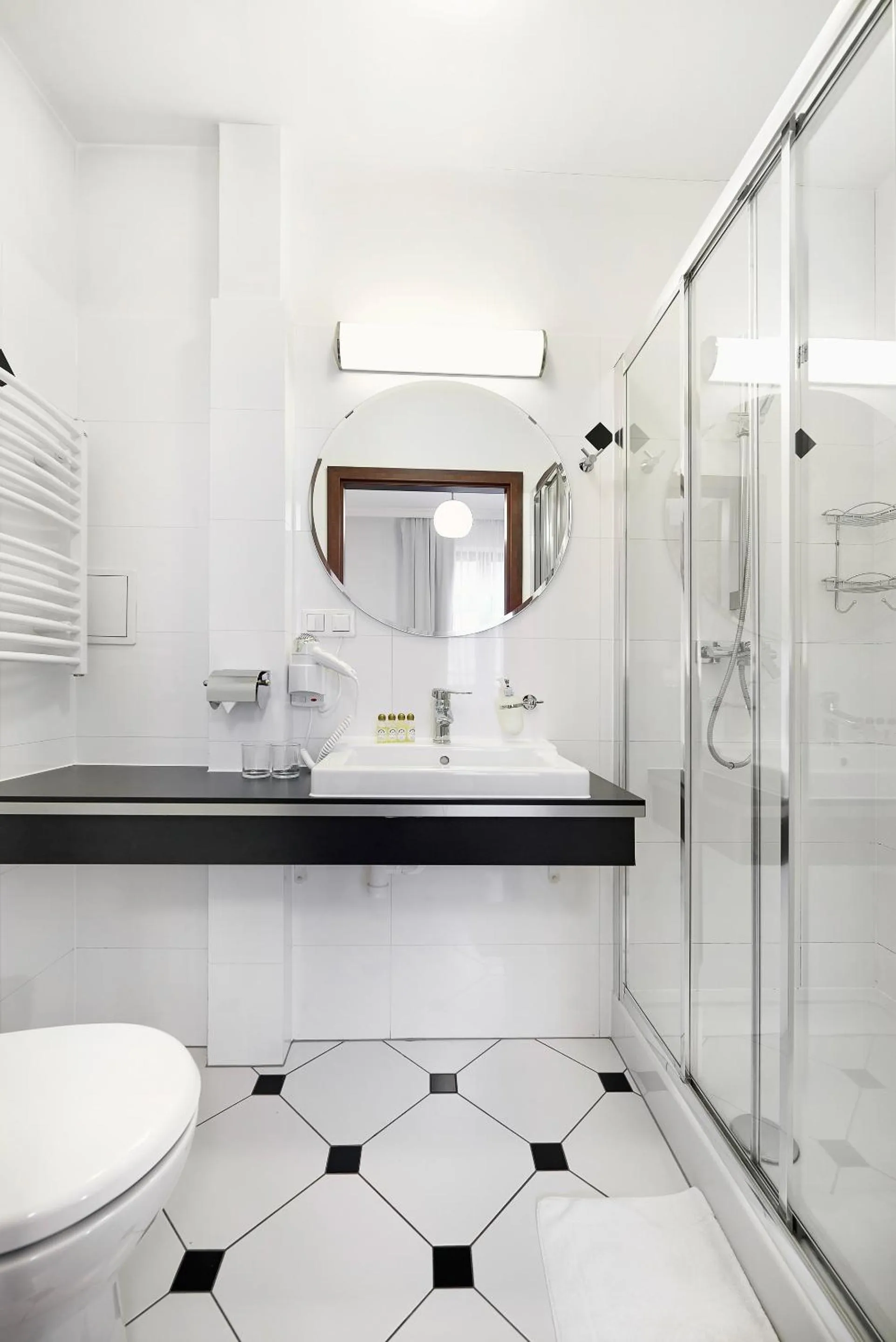 Shower in Gołębia 8 Residence