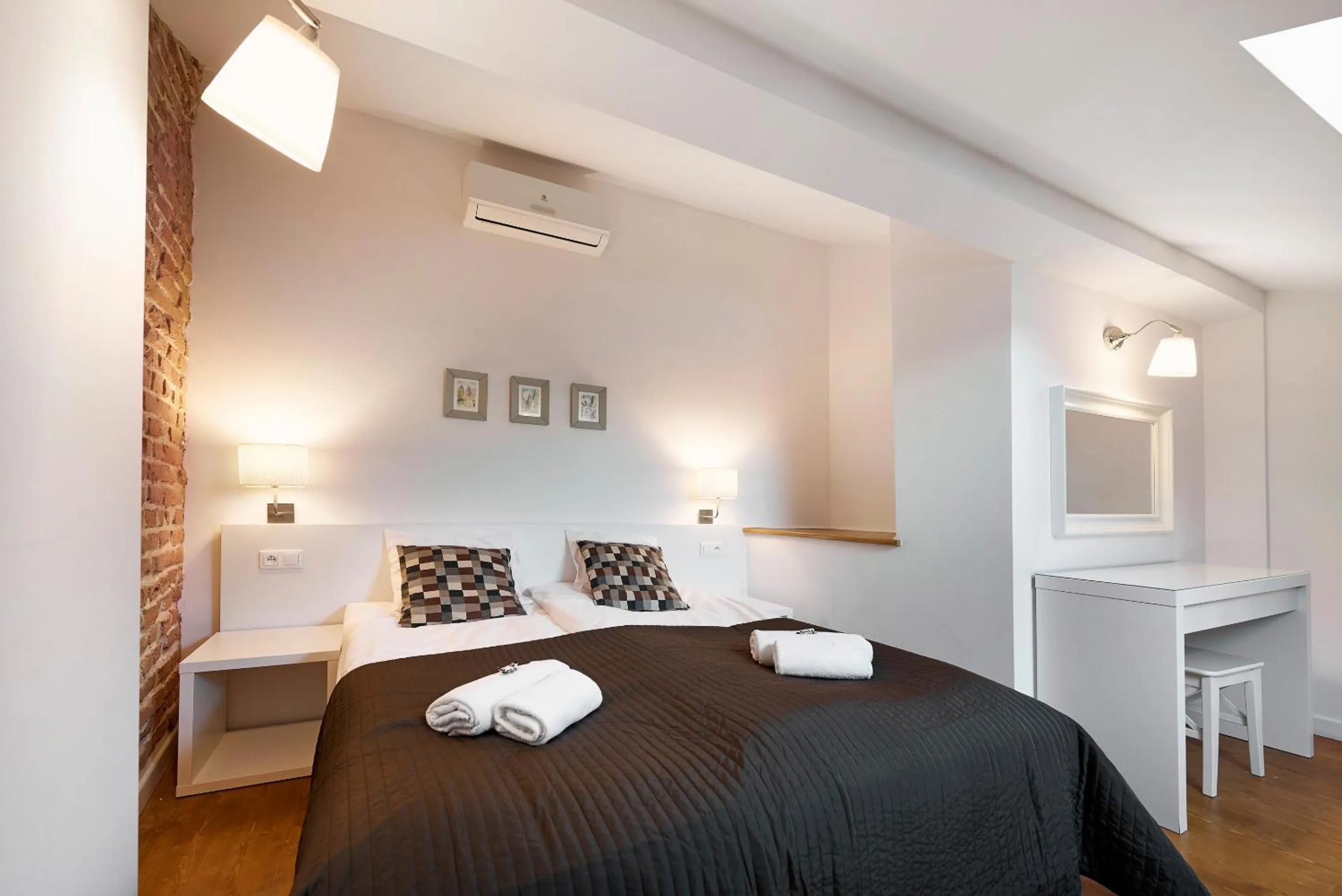 Bed in Gołębia 8 Residence