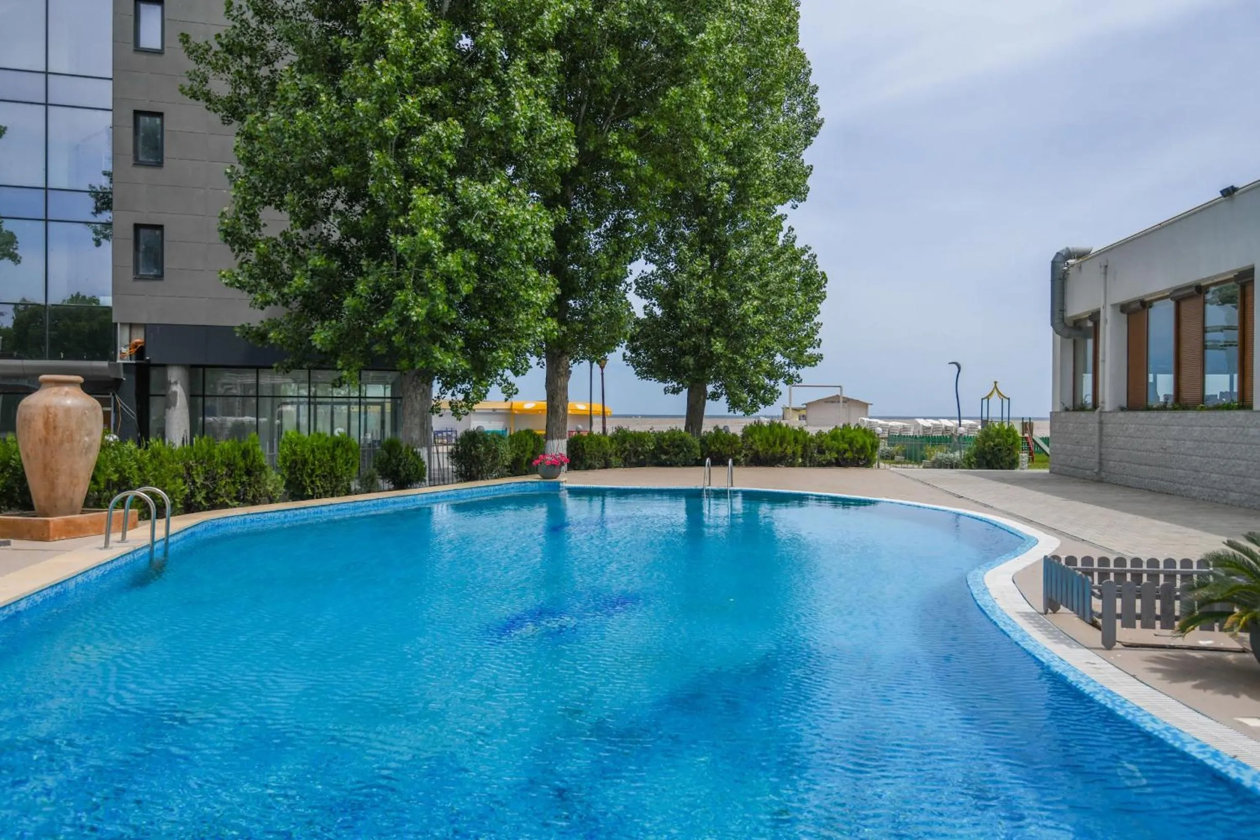 Complex Modern All Inclusive