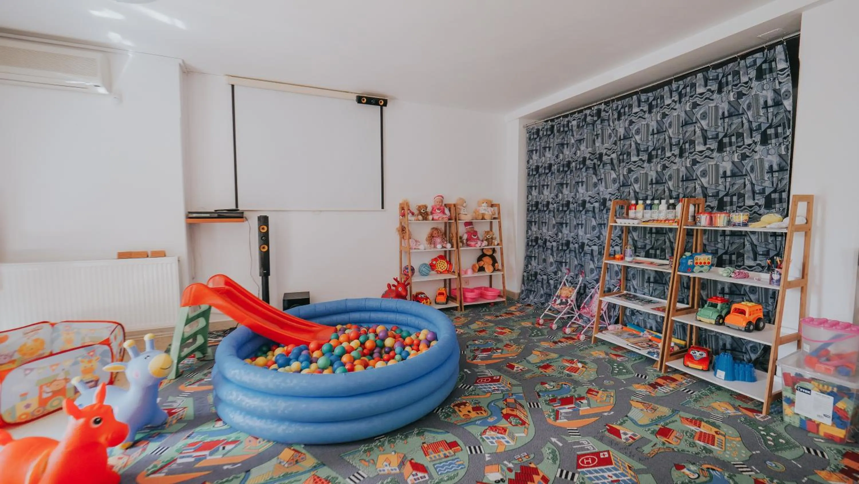 Complex Modern All Inclusive