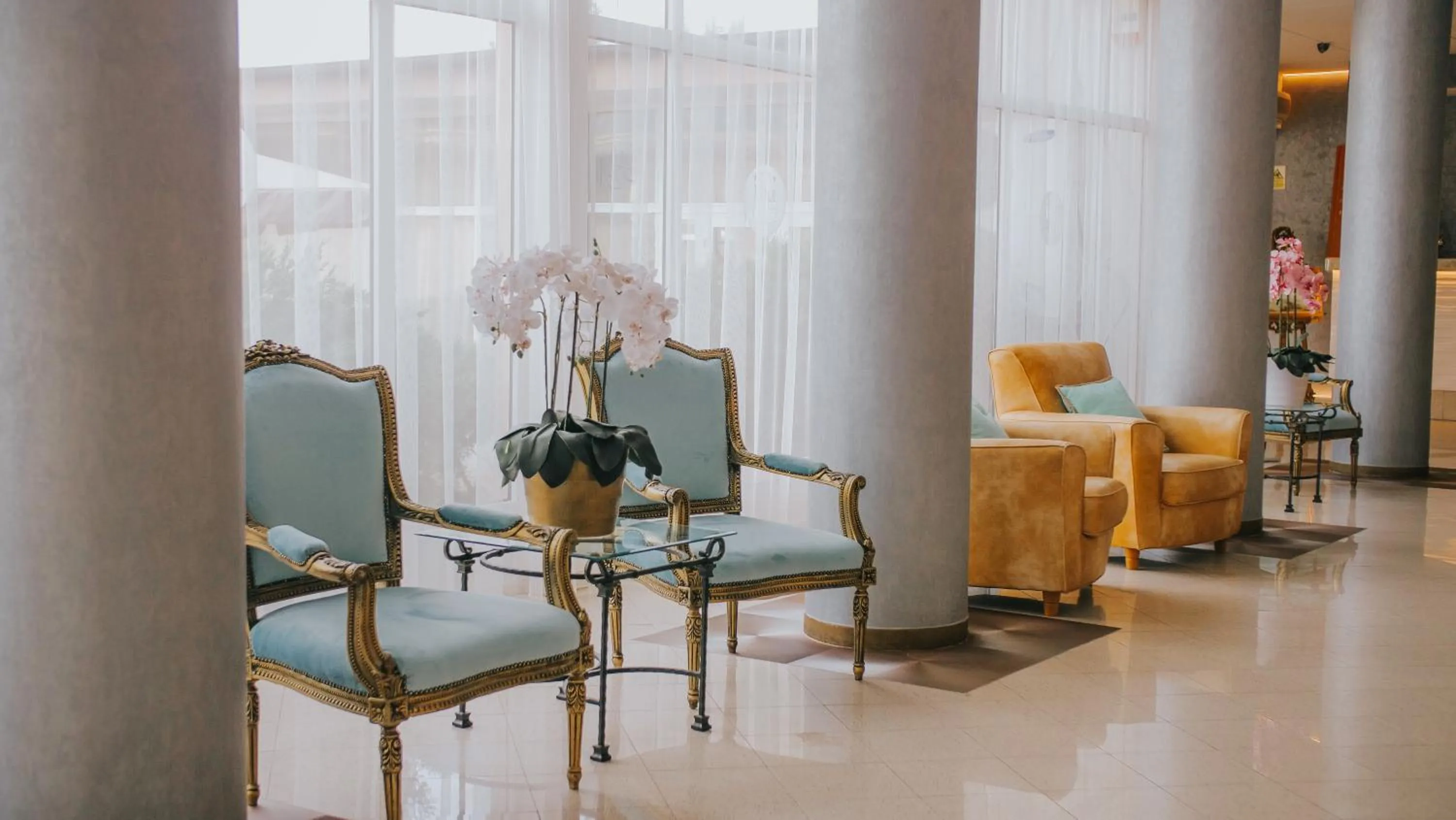 Complex Modern All Inclusive