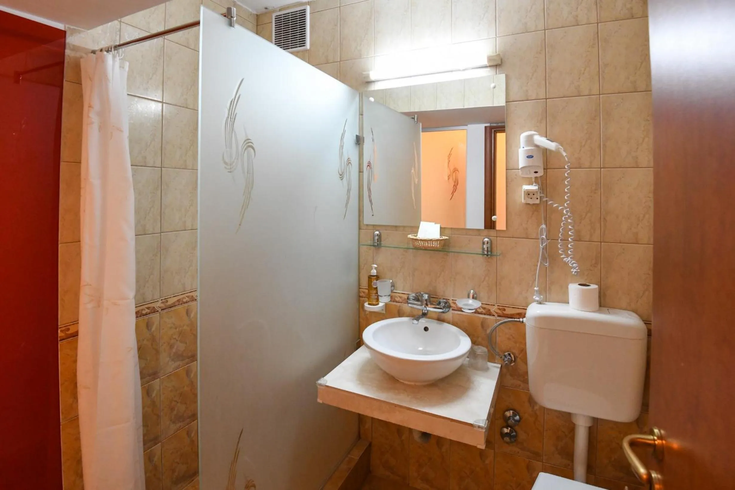 Complex Modern All Inclusive