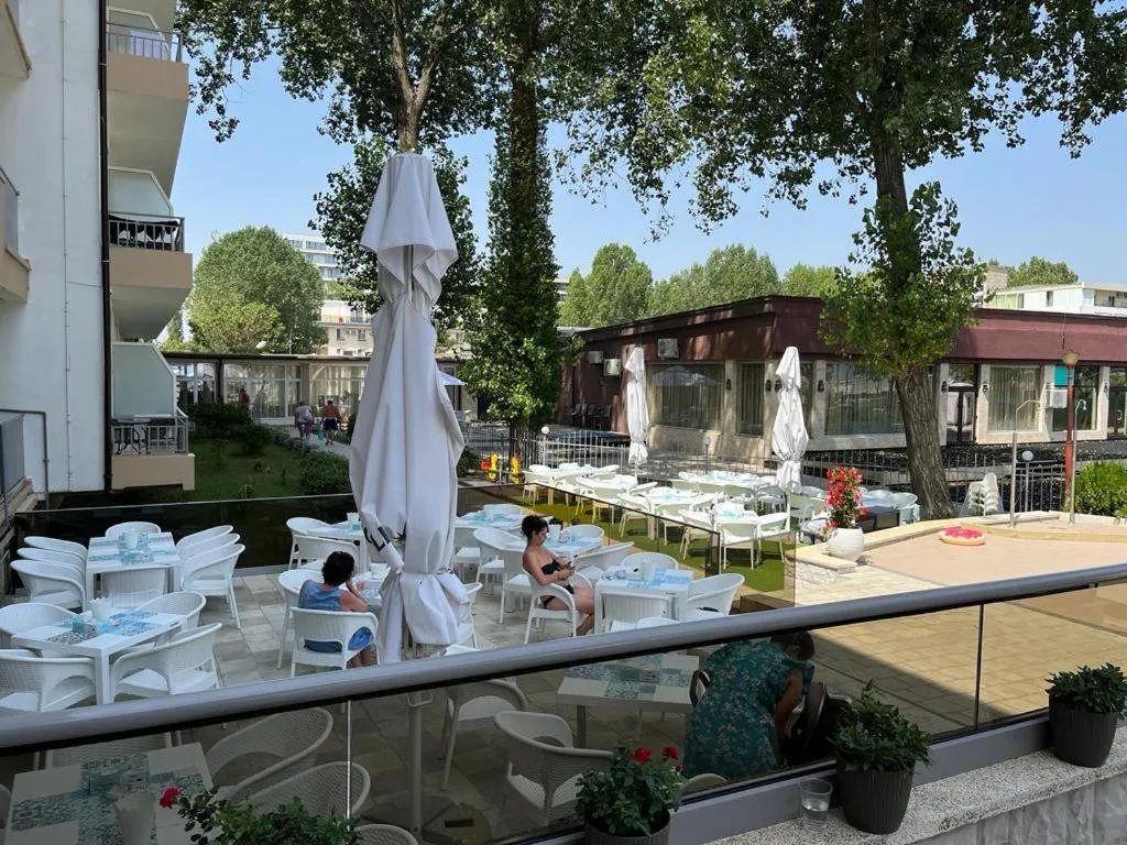 Complex Modern All Inclusive