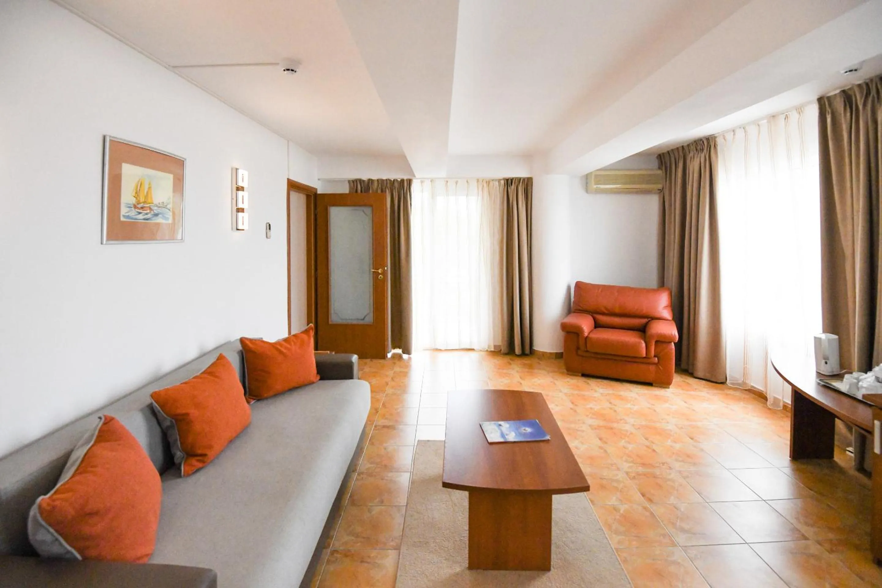 Complex Modern All Inclusive