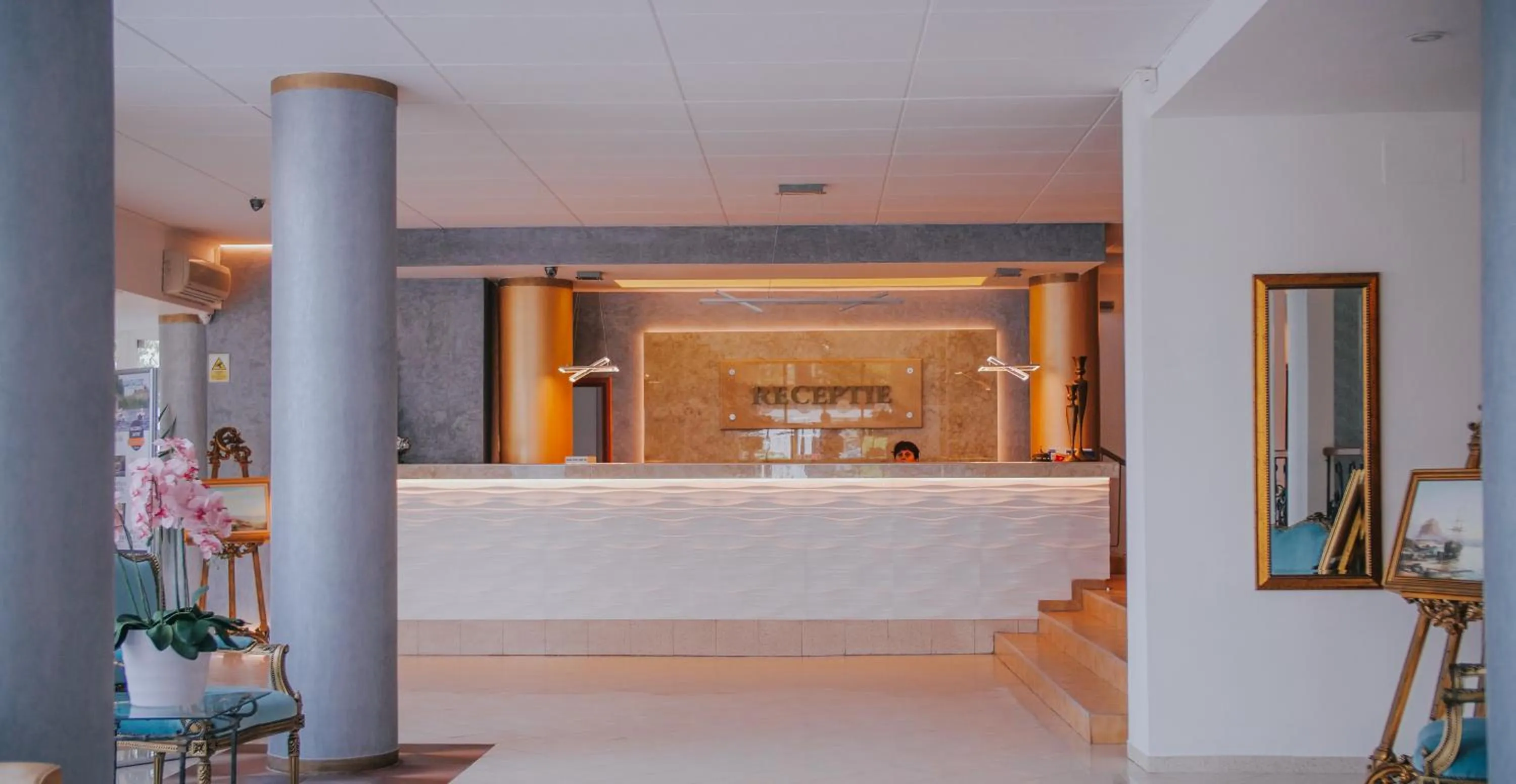 Complex Modern All Inclusive