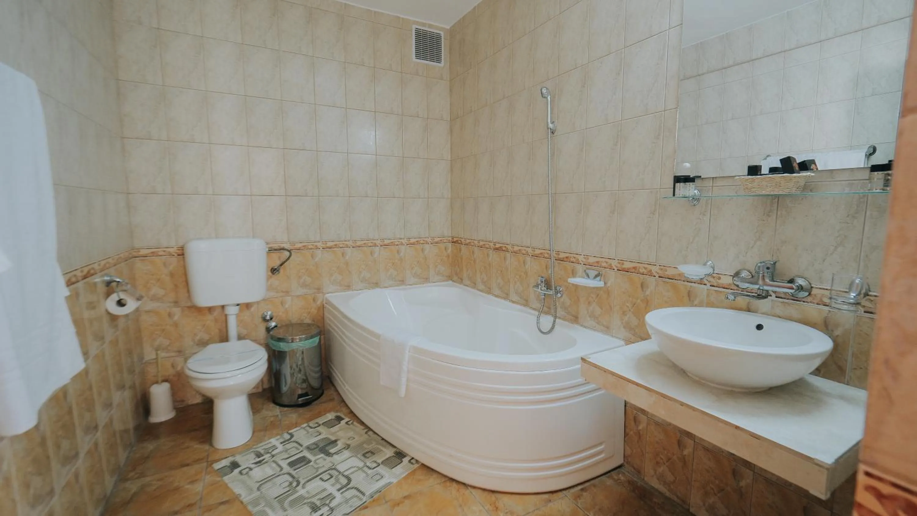 Complex Modern All Inclusive